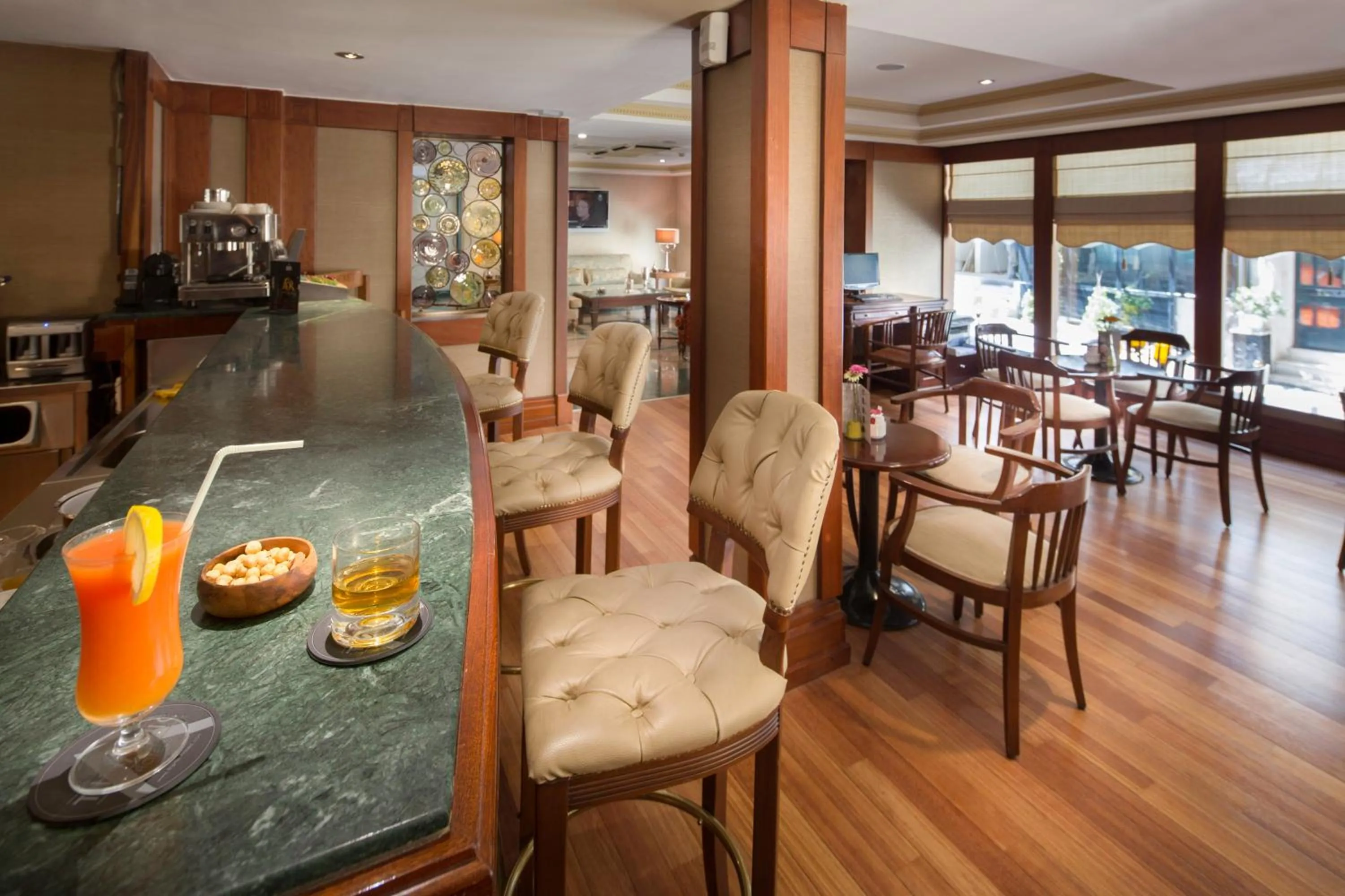 Food and drinks in Titanic Comfort Sisli