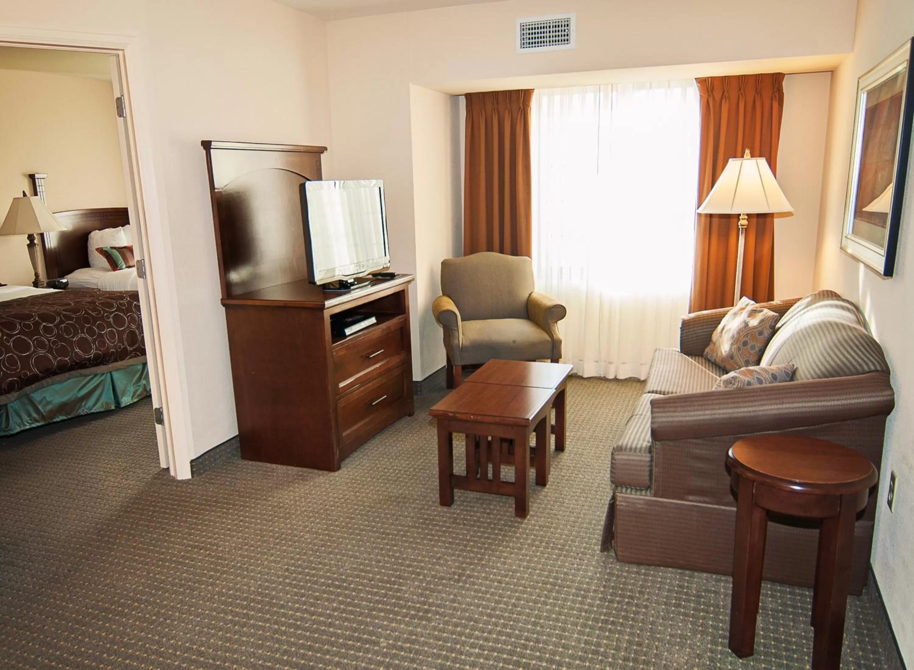 Photo of the whole room, Bed in Staybridge Suites Wichita by IHG