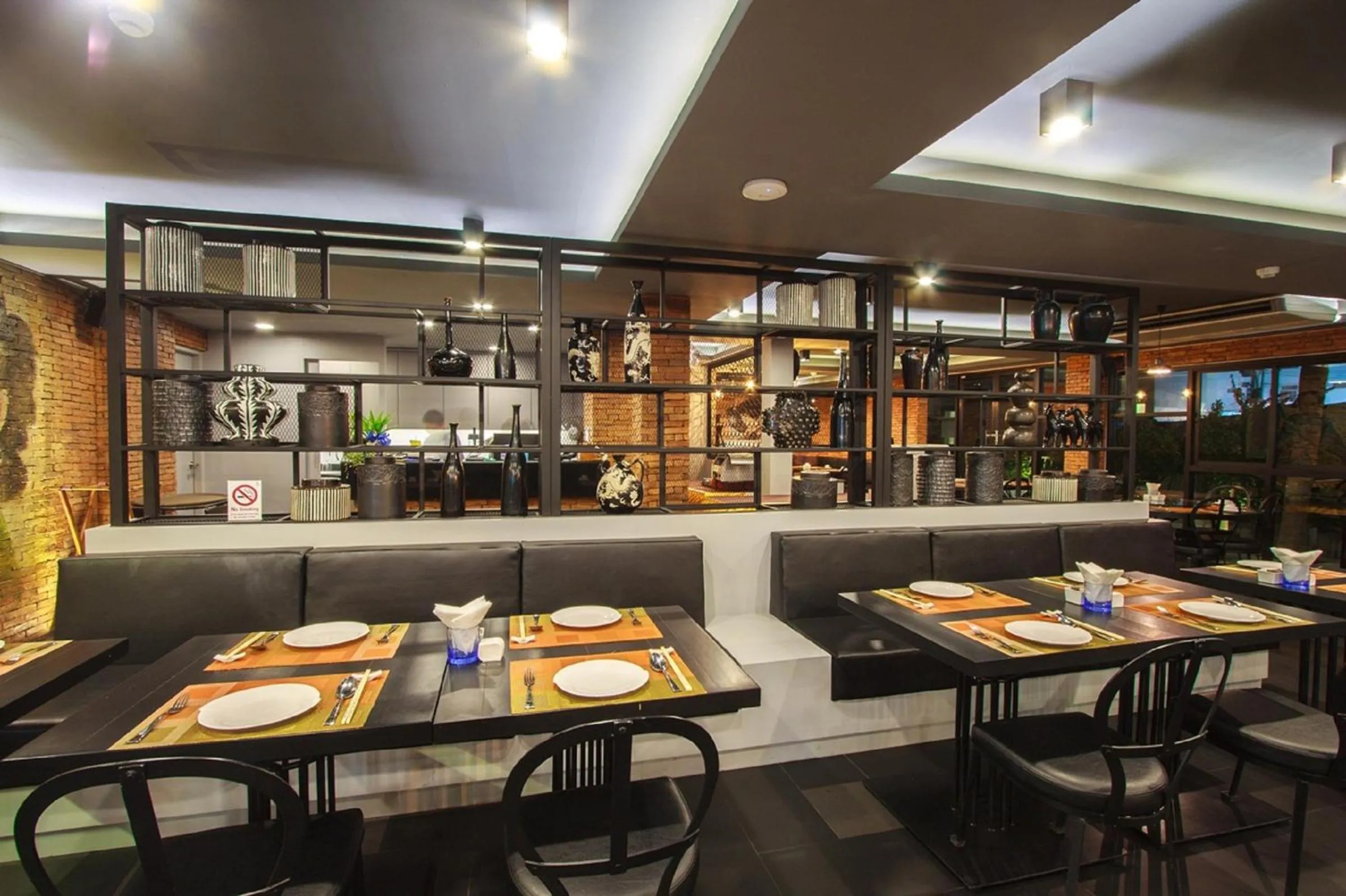 Business facilities in Mazi Design Hotel by Kalima