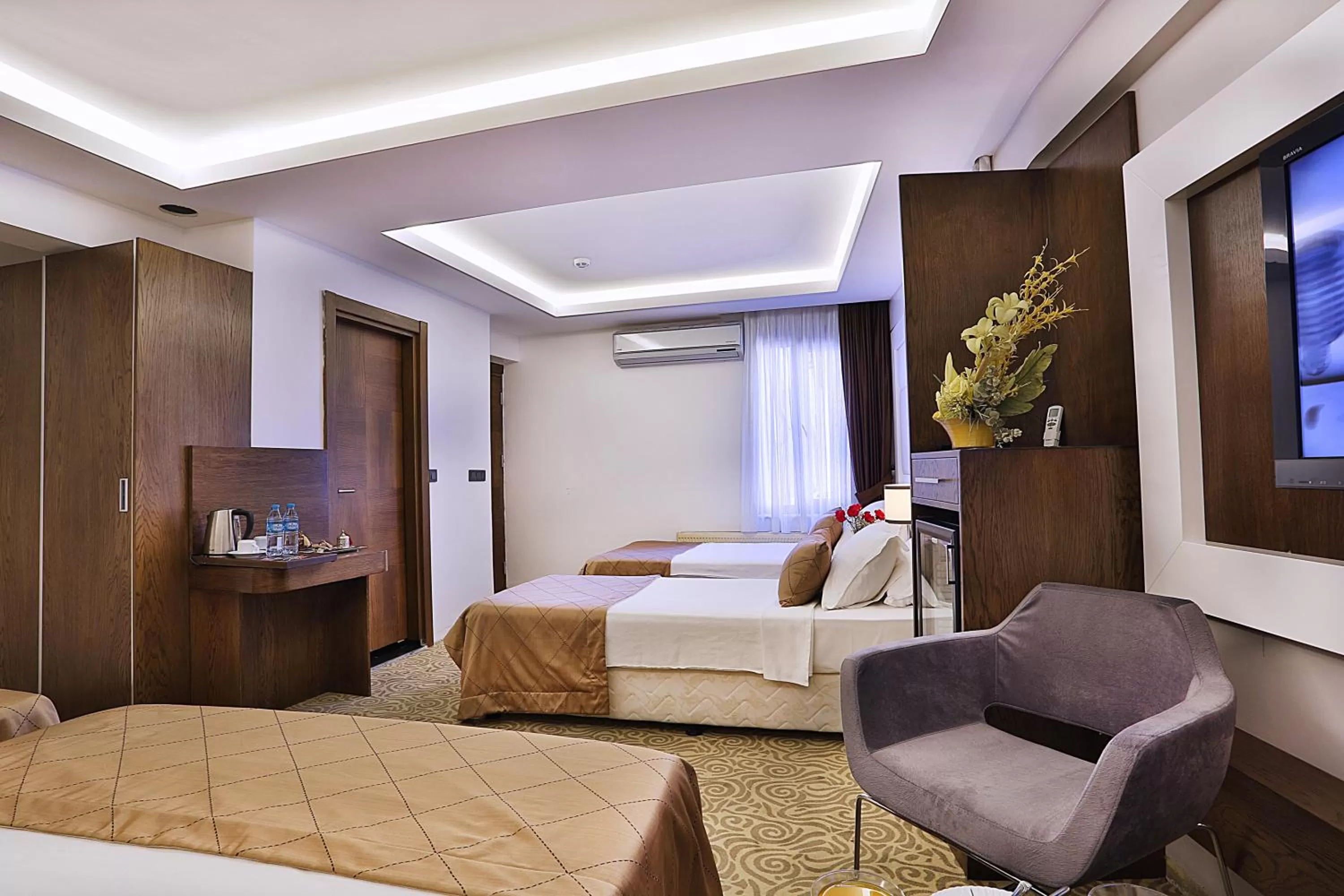 People, Bed in Grand Sagcanlar Hotel