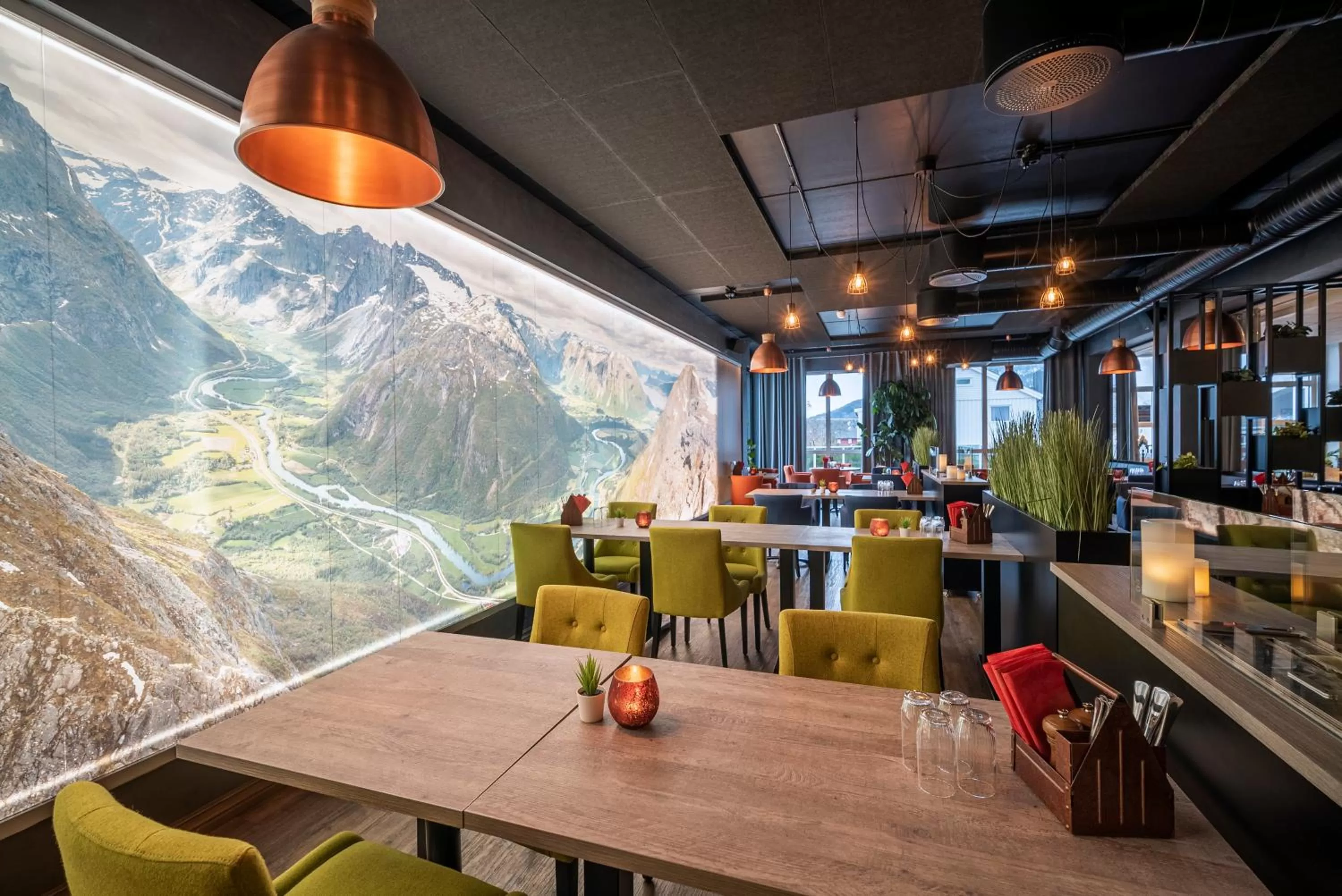 Restaurant/places to eat in Grand Hotel - by Classic Norway Hotels