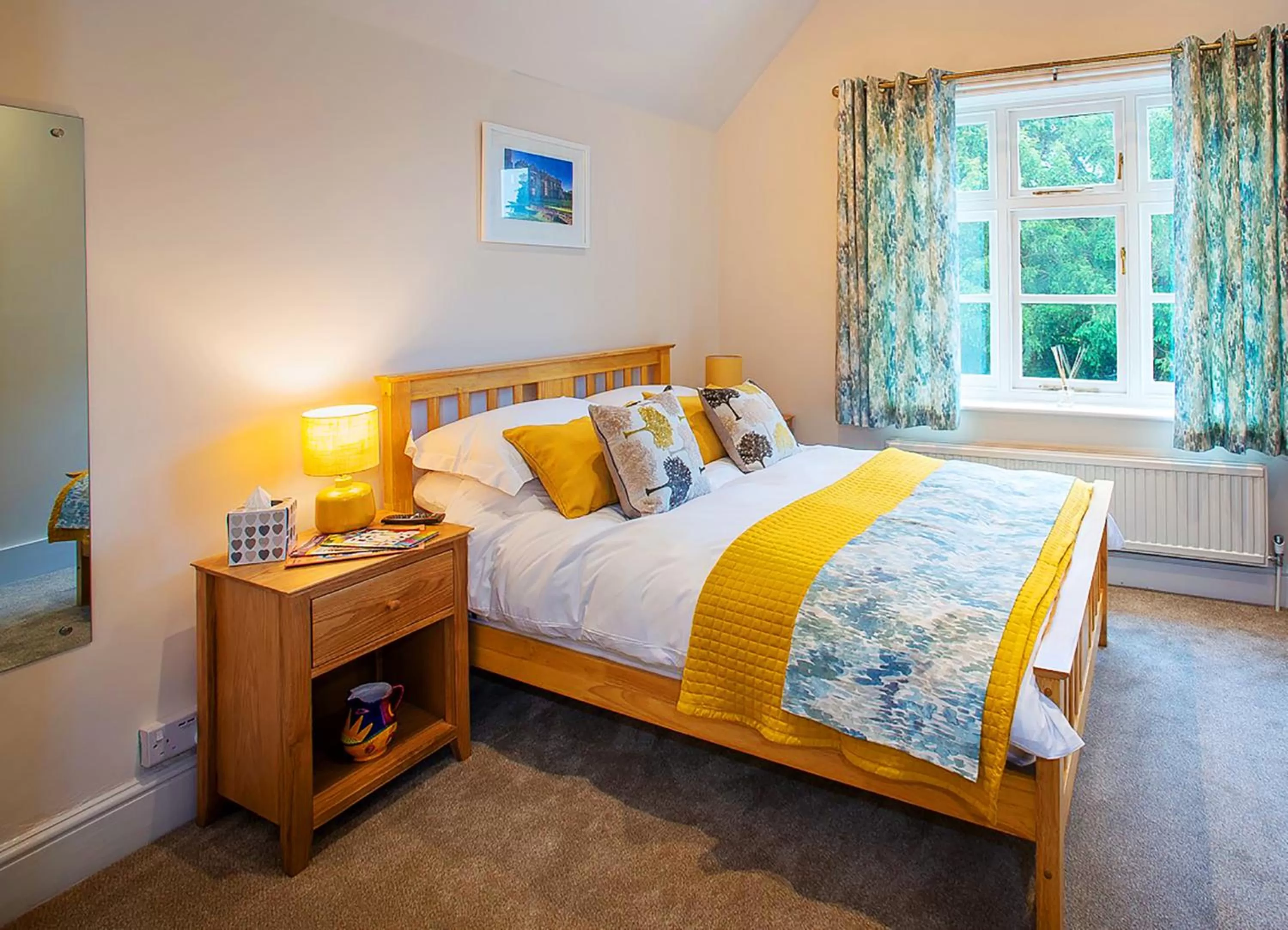 Double Room with Private Bathroom in The Blue Bell