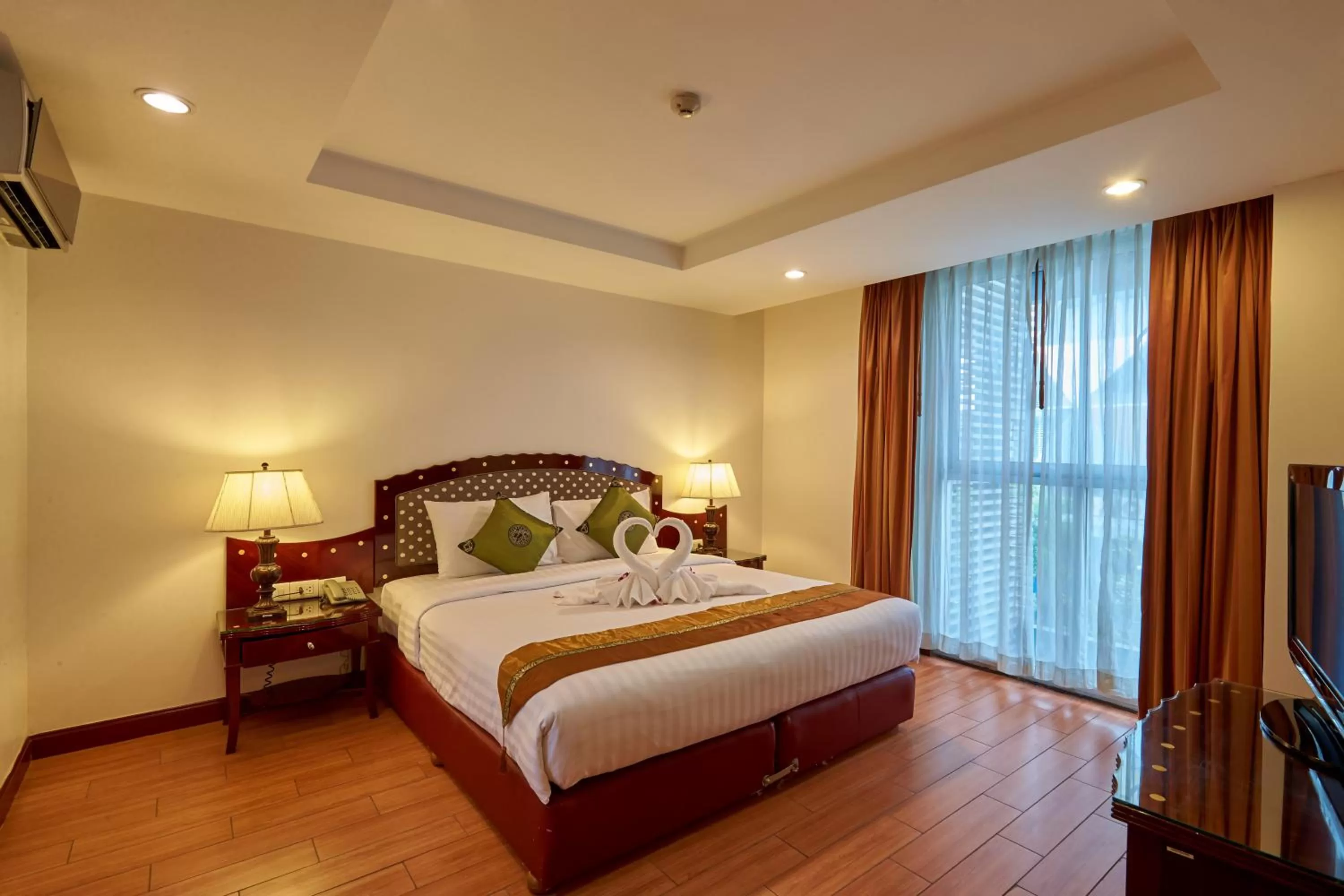 Decorative detail, Bed in Nana Hiso Hotel