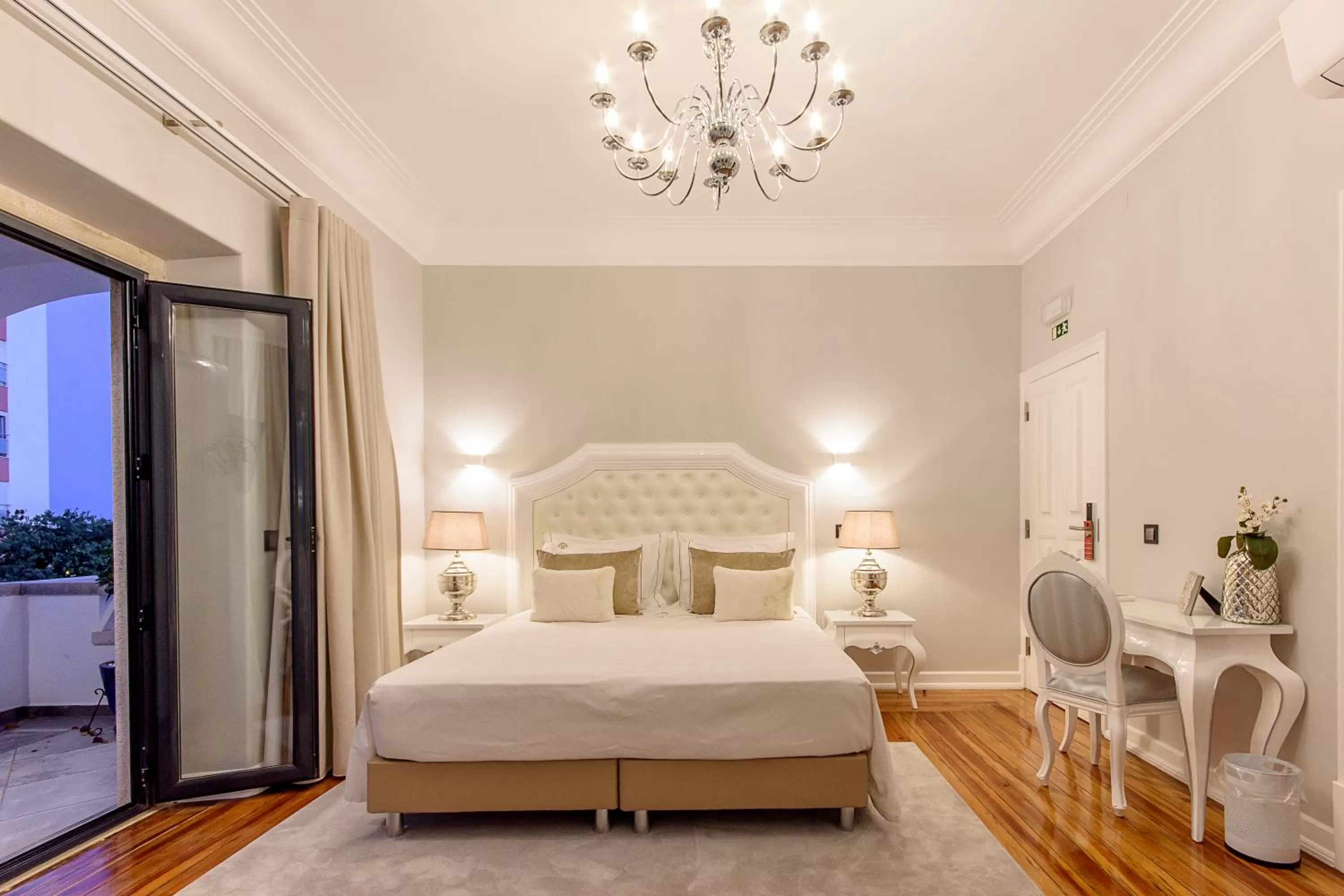 Bedroom, Bed in Villa Mariazinha Charming Hotel