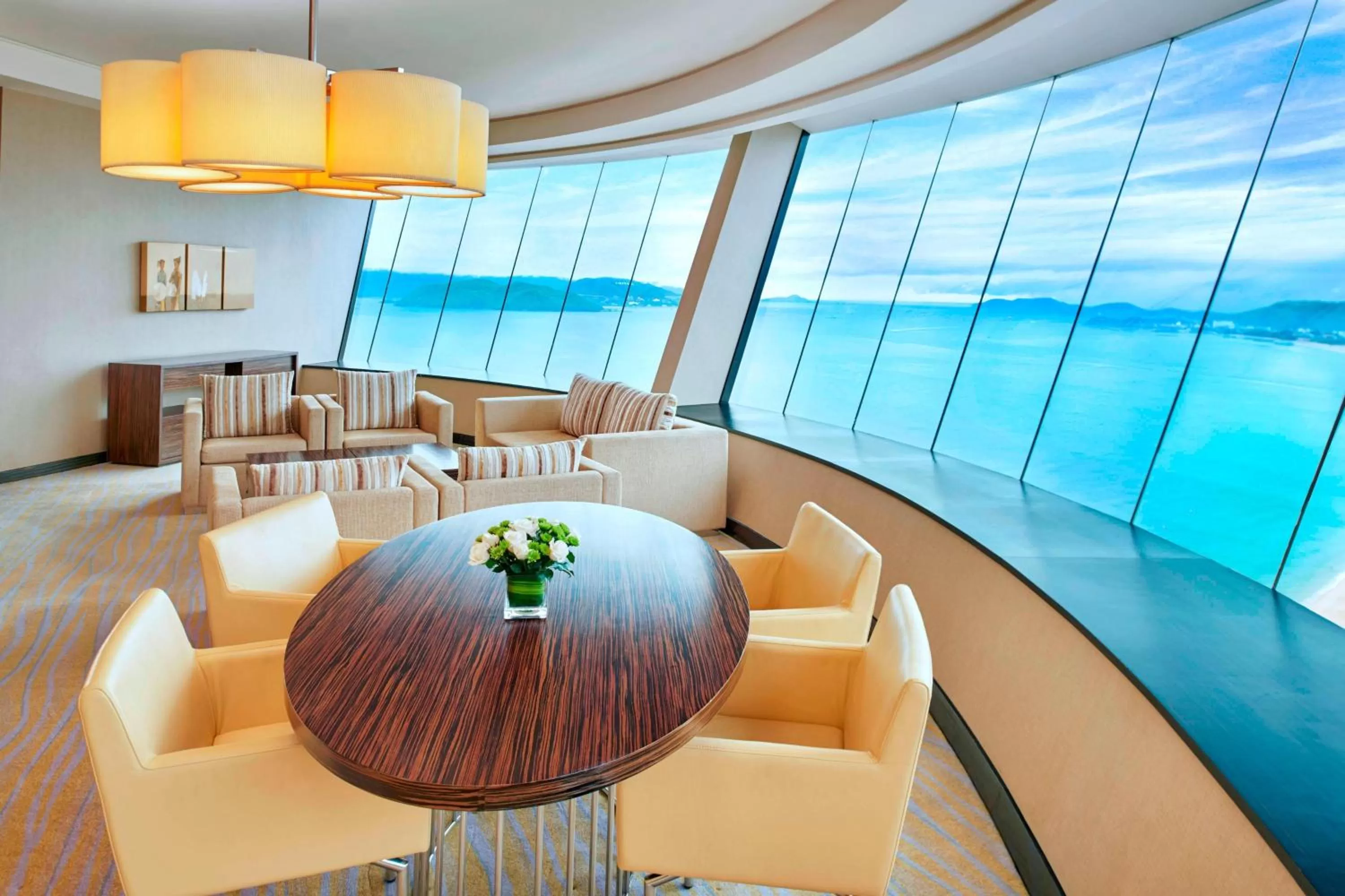 Living room in Sheraton Nha Trang Hotel & Spa