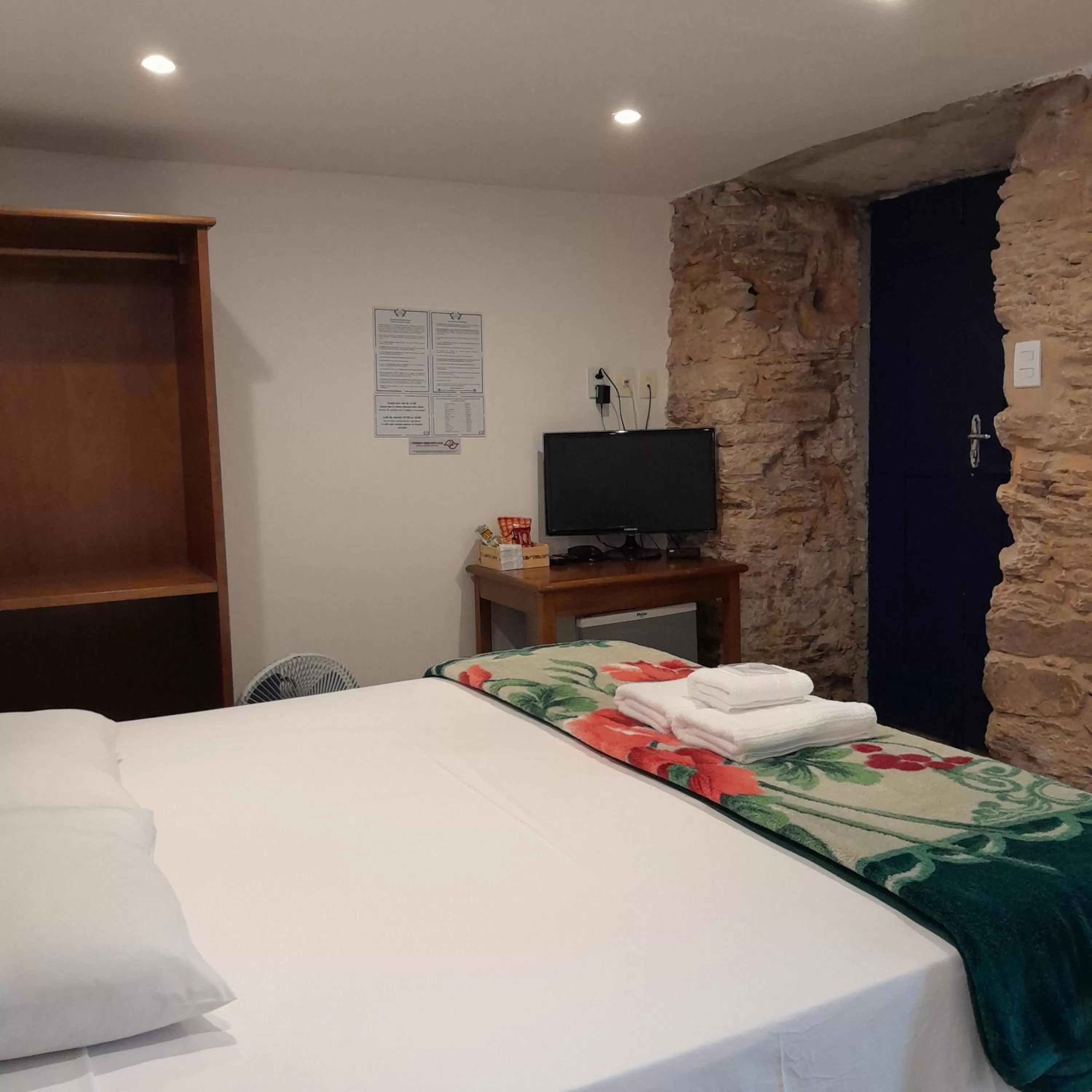 Bed in Hotel Barroco Mineiro