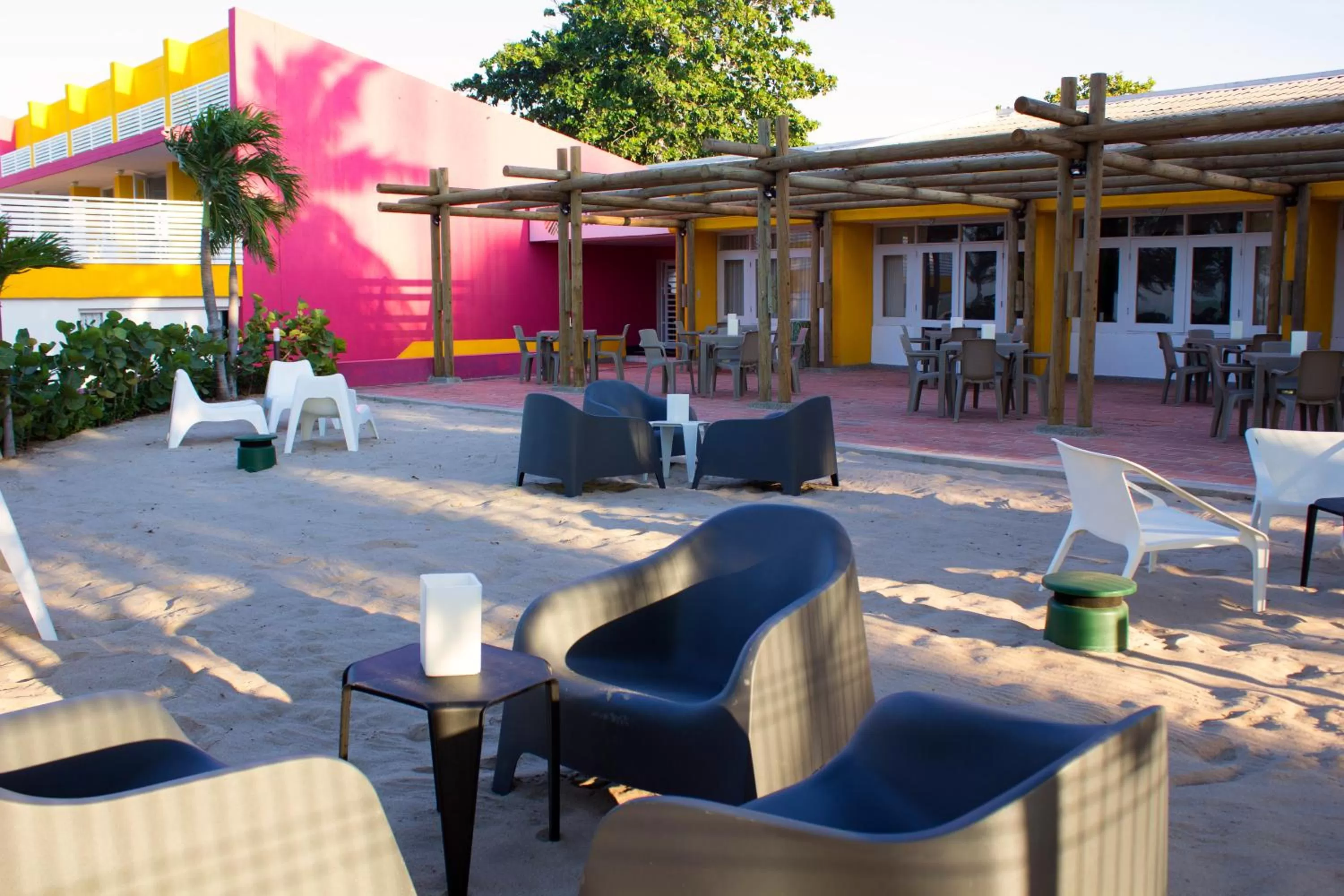 Restaurant/Places to Eat in Hotel Gimaura