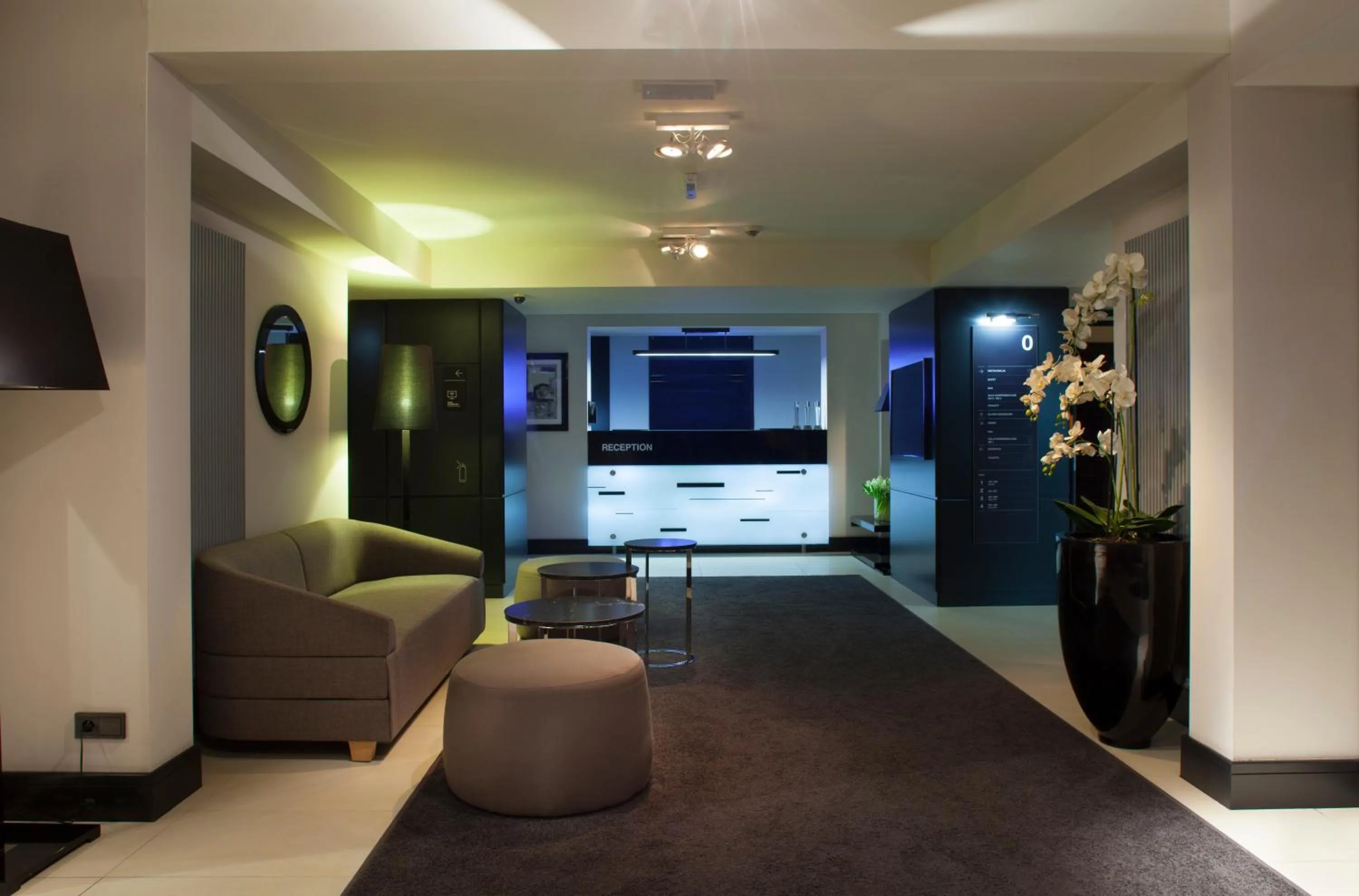 Lobby or reception in Ilonn Hotel