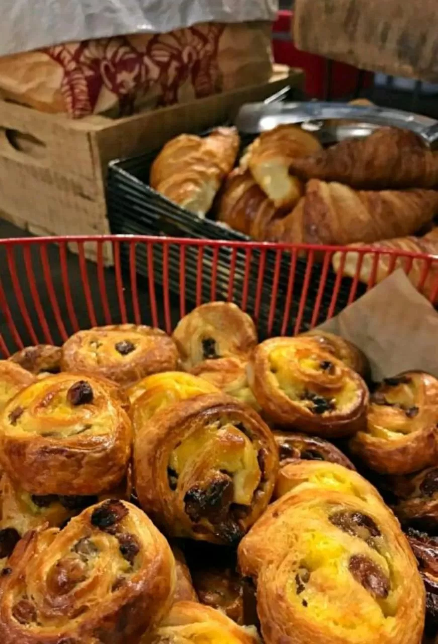 Food in Hotel Artist