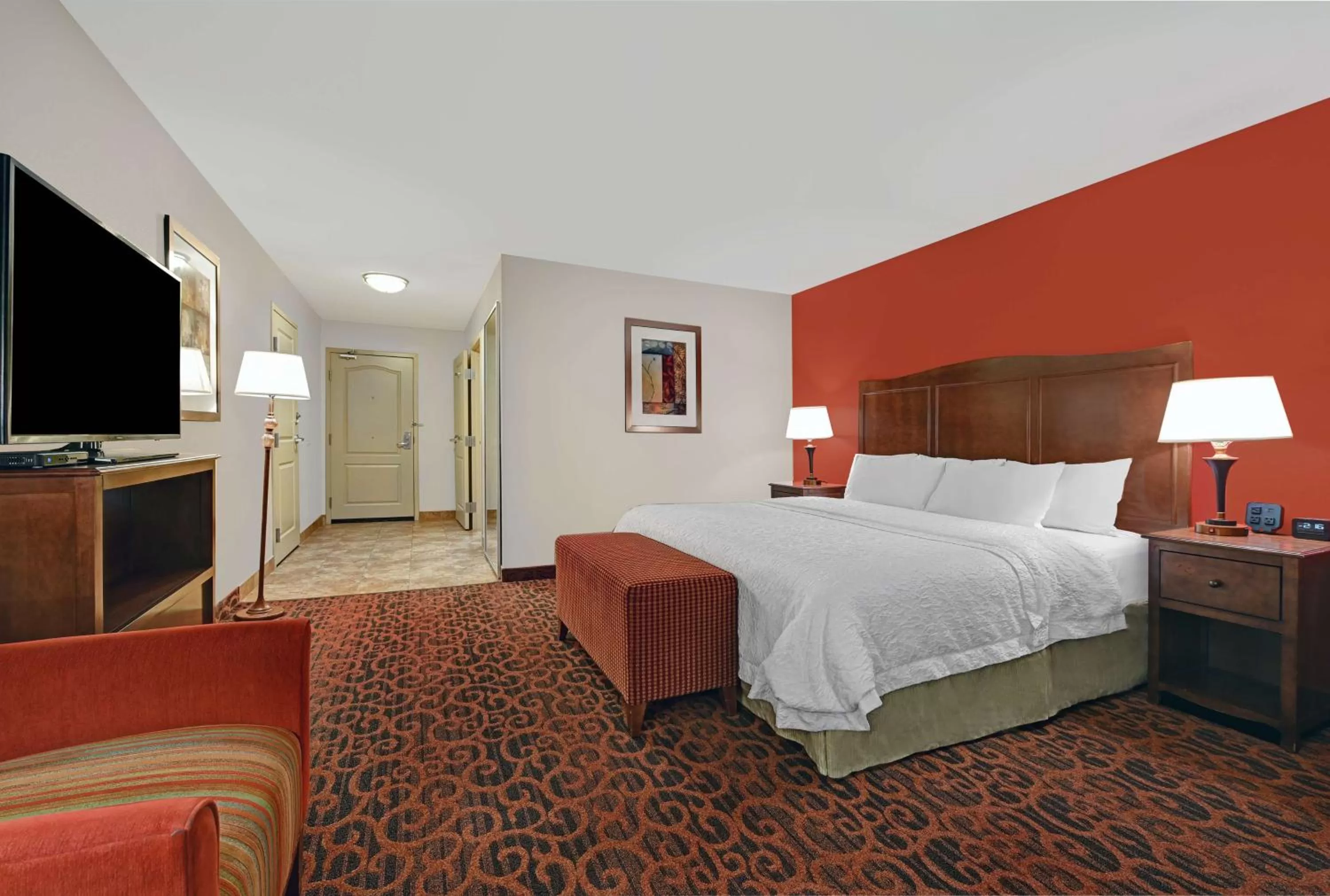 Bedroom, Bed in Hampton Inn Deming