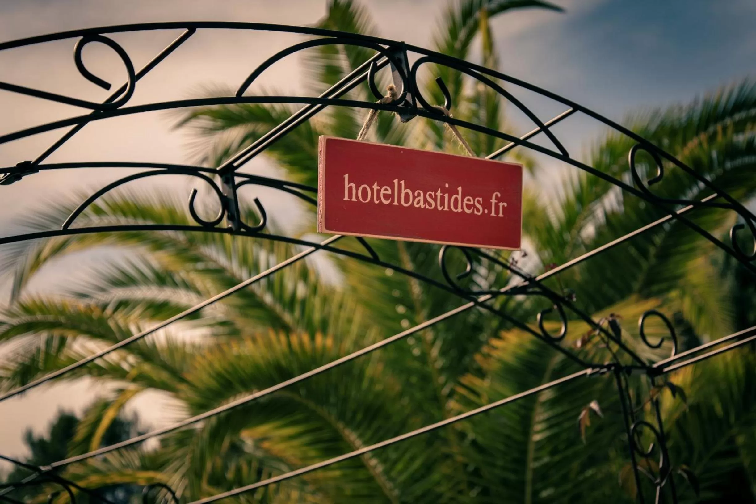 Property logo or sign in Les Bastides Saint Paul