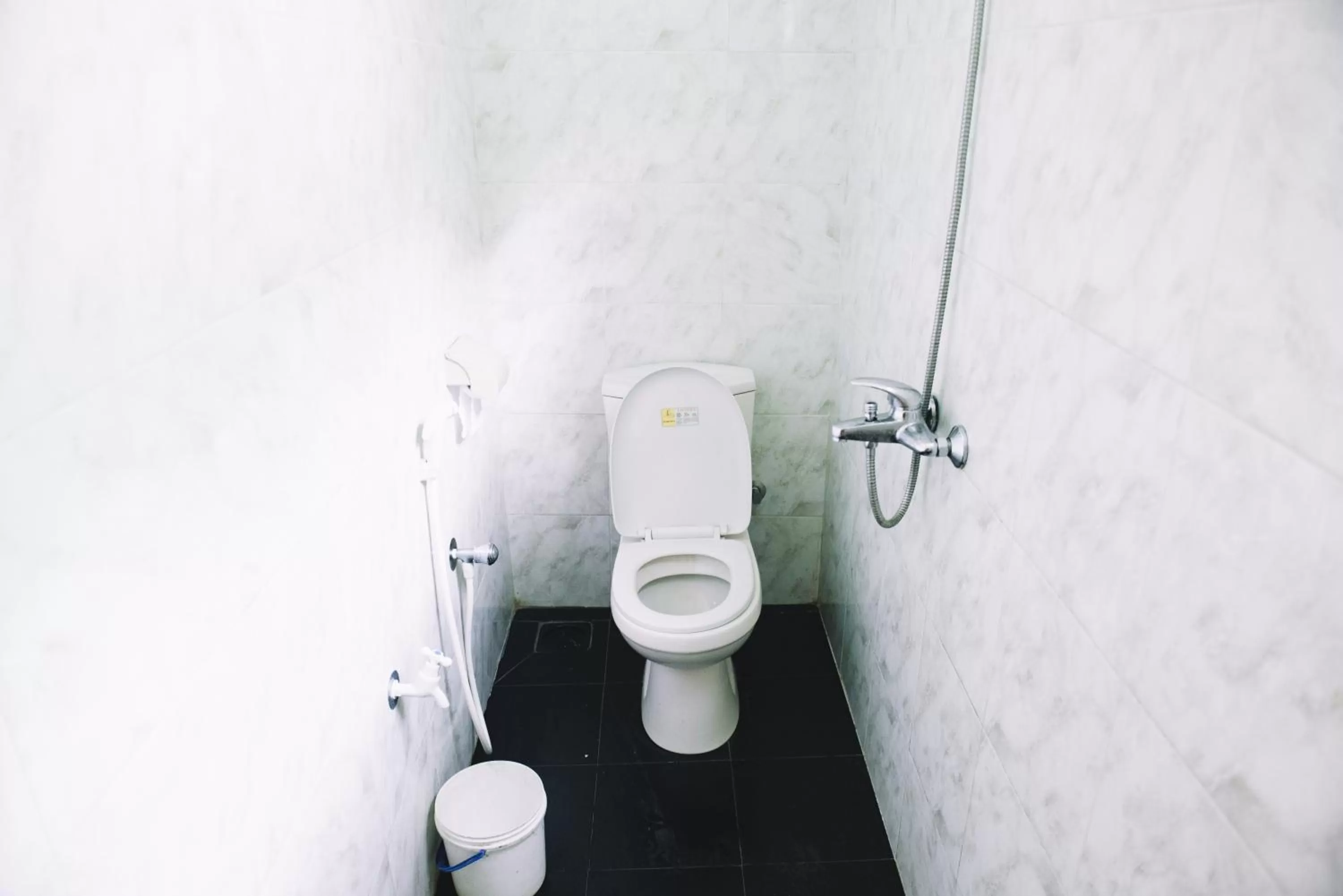 Photo of the whole room, Bathroom in Kadolana Guest House