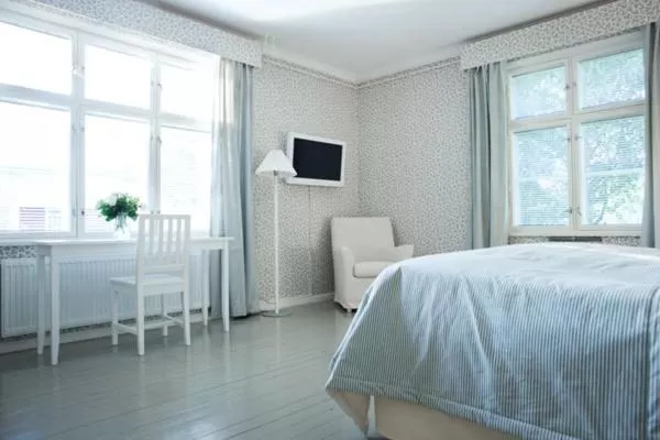 Bedroom, Bed in Ahlströmin Ruukki Noormarkku