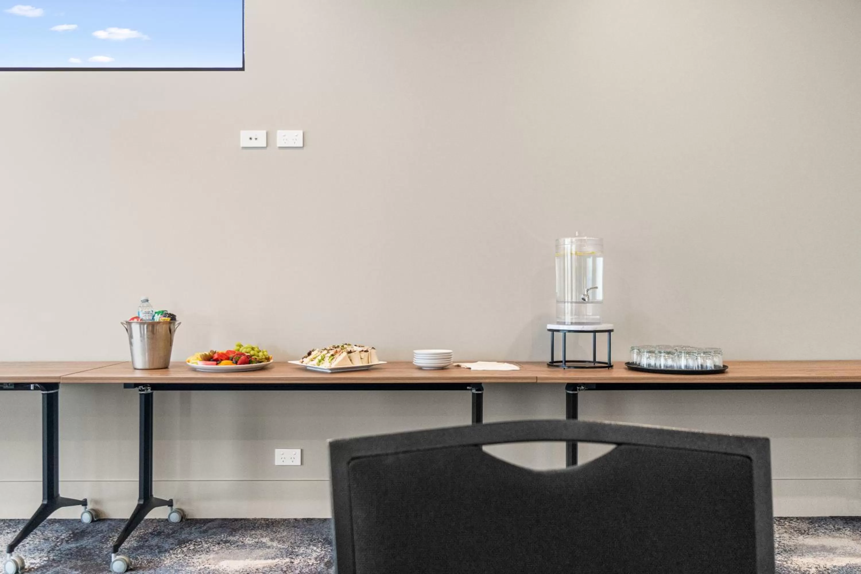 Meeting/conference room in Mercure Pakenham