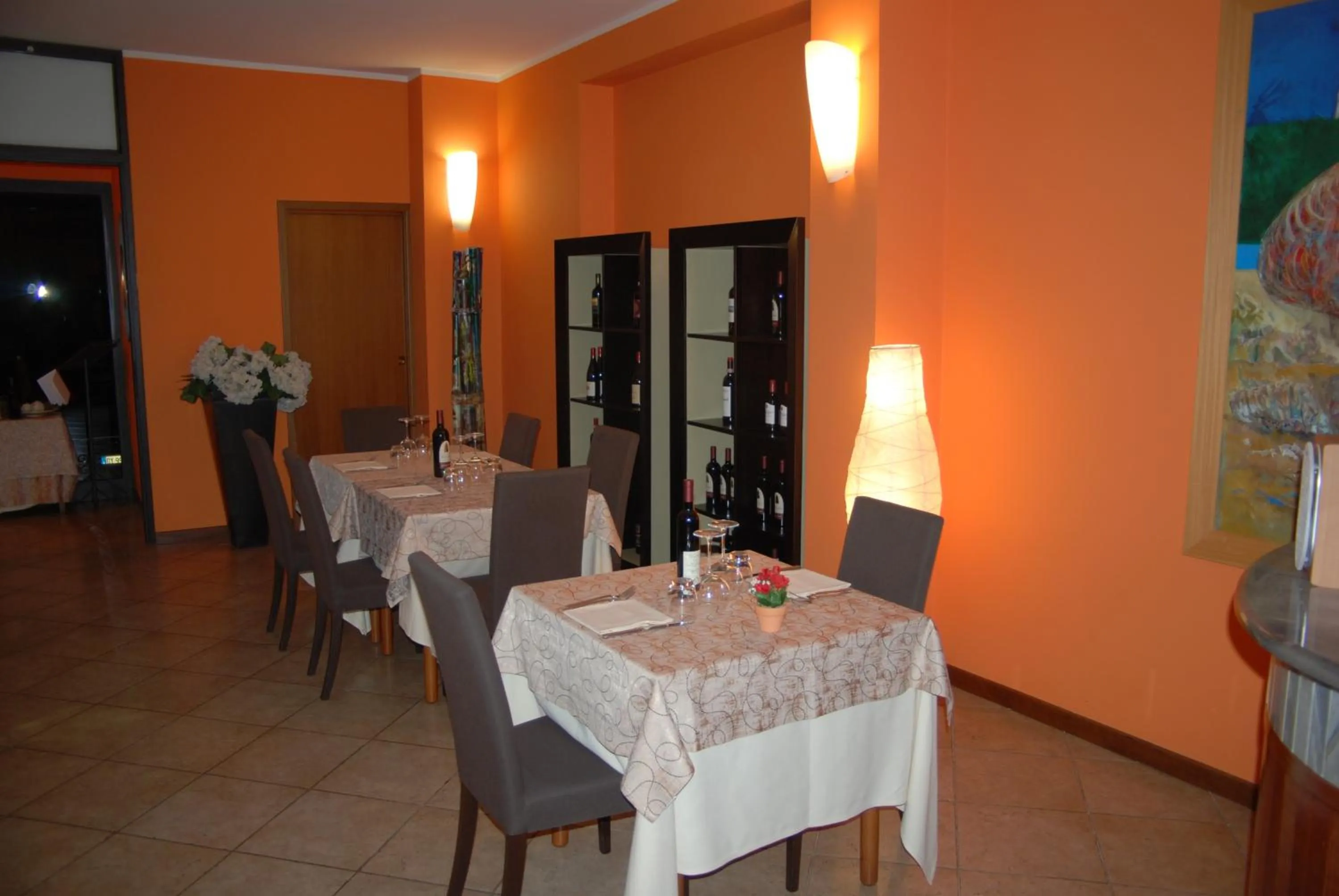 Restaurant/places to eat in Cavalieri del Tau