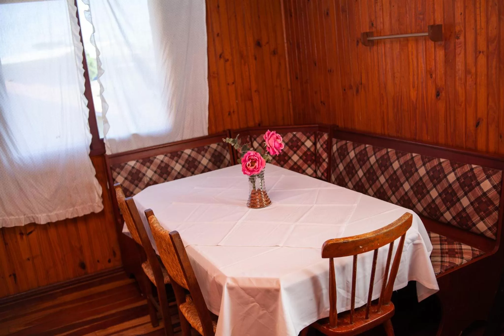 Restaurant/Places to Eat in Pousada Barth