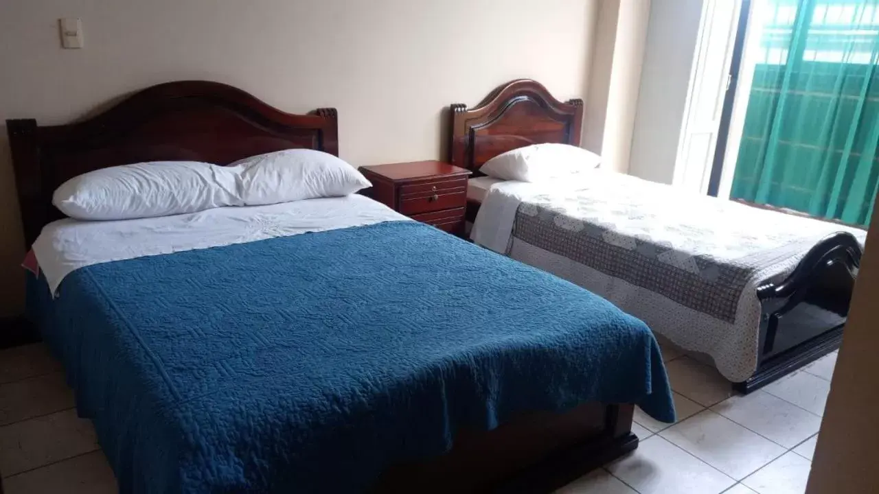 Triple Room in HOTEL 4 RIOS Triple Room in HOTEL 4 RIOS