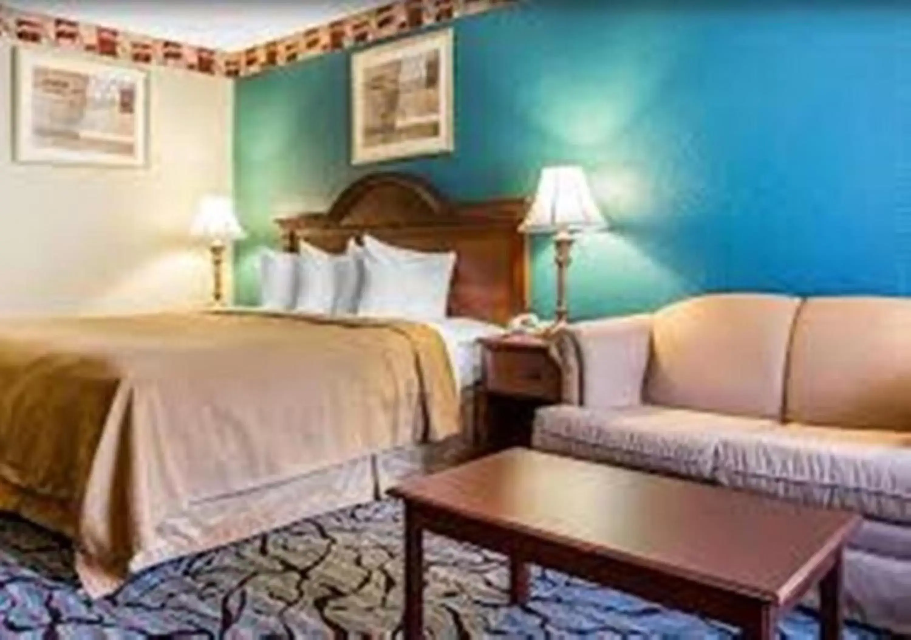 King Studio Suite - Non-Smoking in Baymont by Wyndham Walterboro King Studio Suite - Non-Smoking in Baymont by Wyndham Walterboro