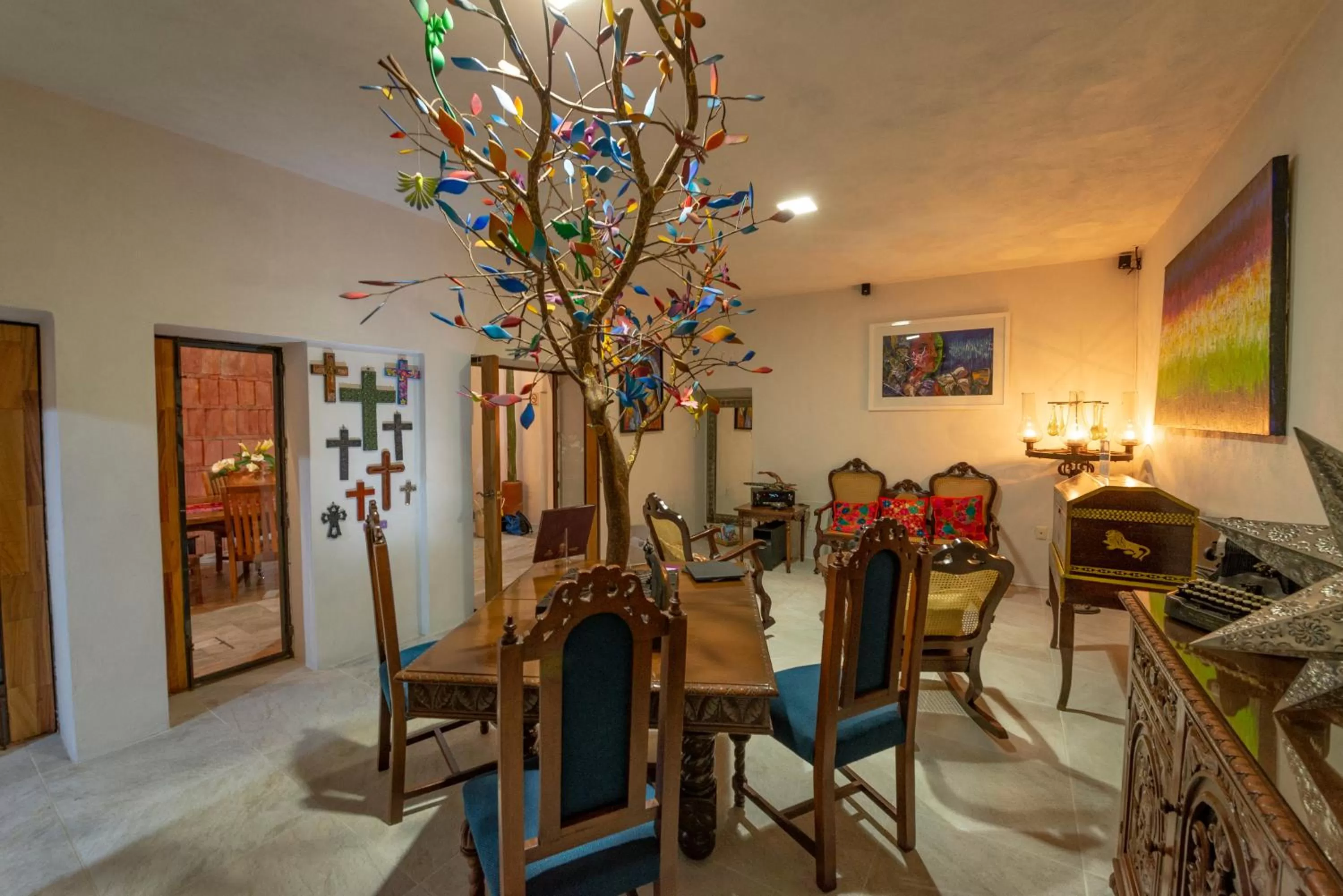Communal lounge/ TV room in La Casa Carlota