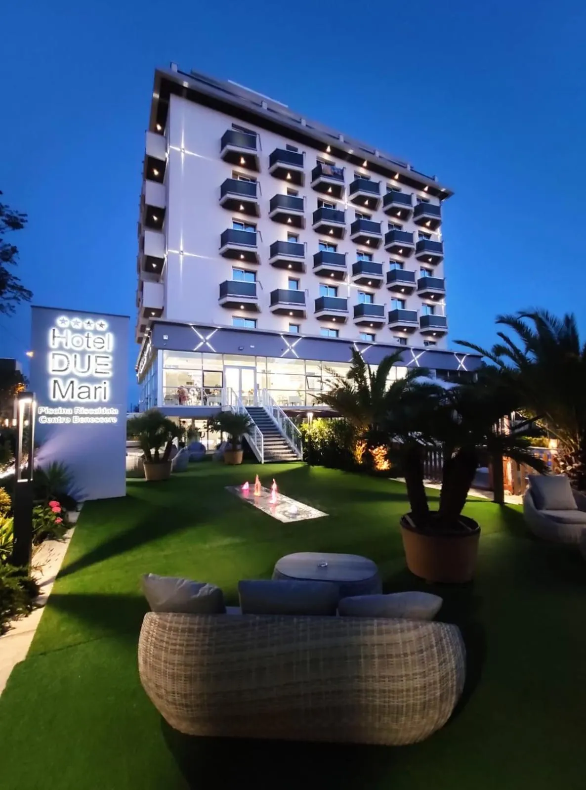 Property building in Hotel Due Mari & SPA