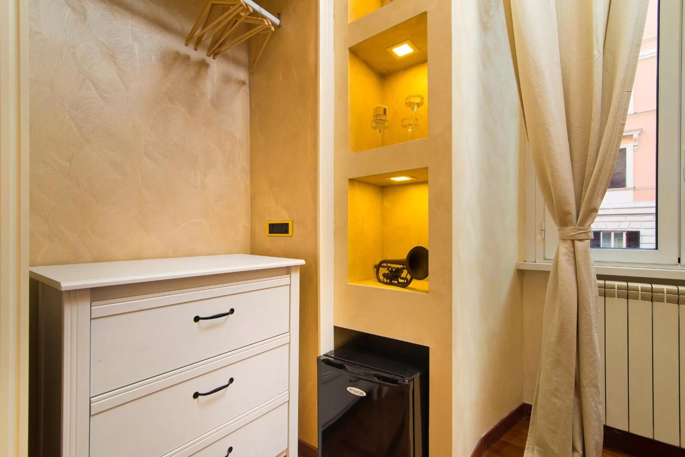 Photo of the whole room in B&B Arco Di Gallieno