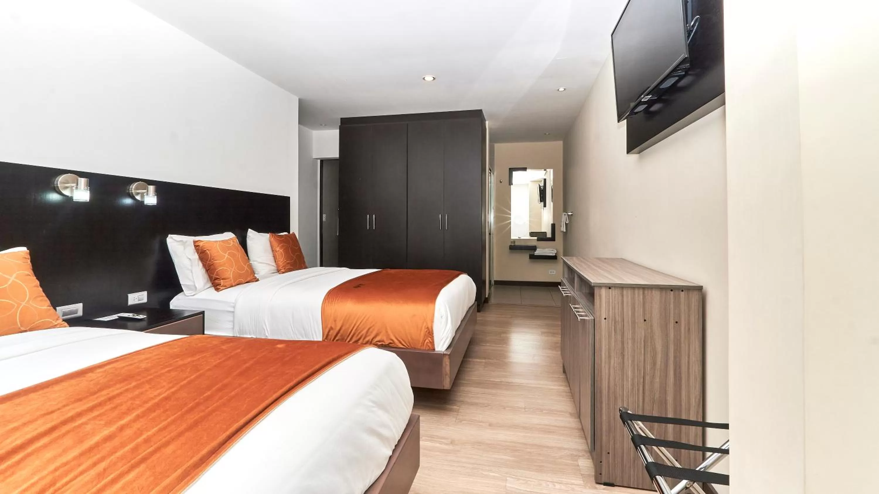 Bed in Hotel & Suites en Cuenca, Venue Batán