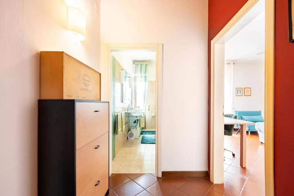 Kitchen/Kitchenette in La casa dell'Adri B&B con camino