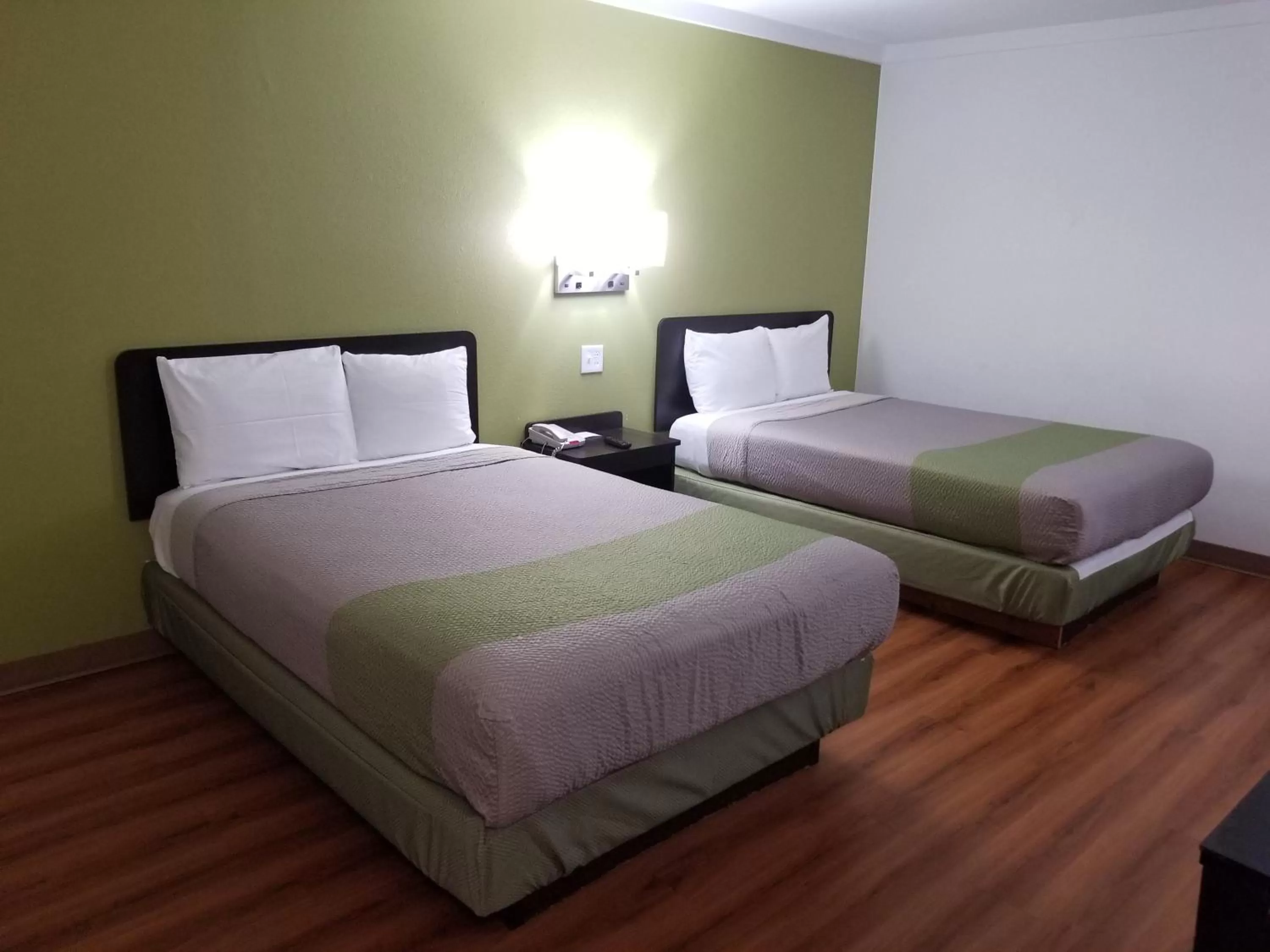 Bed in Motel 6-Lawrenceville, NJ