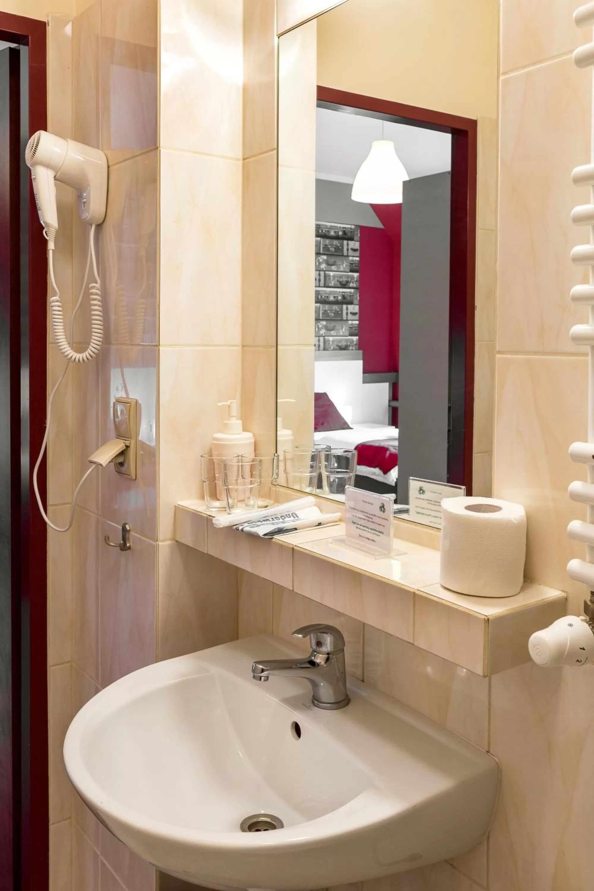 Bathroom in Hotel Przystanek Torun