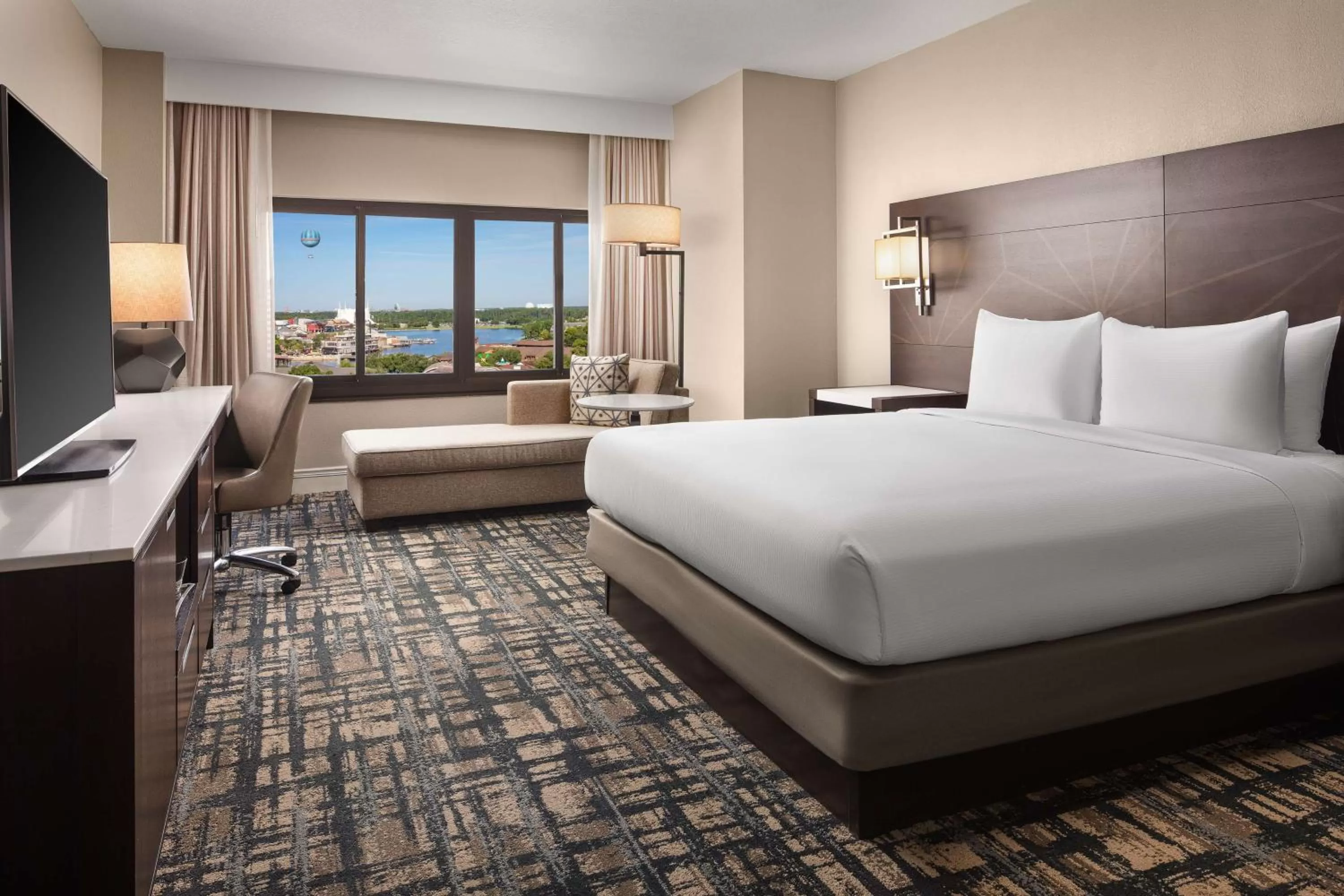 Bedroom, Bed in Hilton Orlando Lake Buena Vista - Disney Springs™ Area