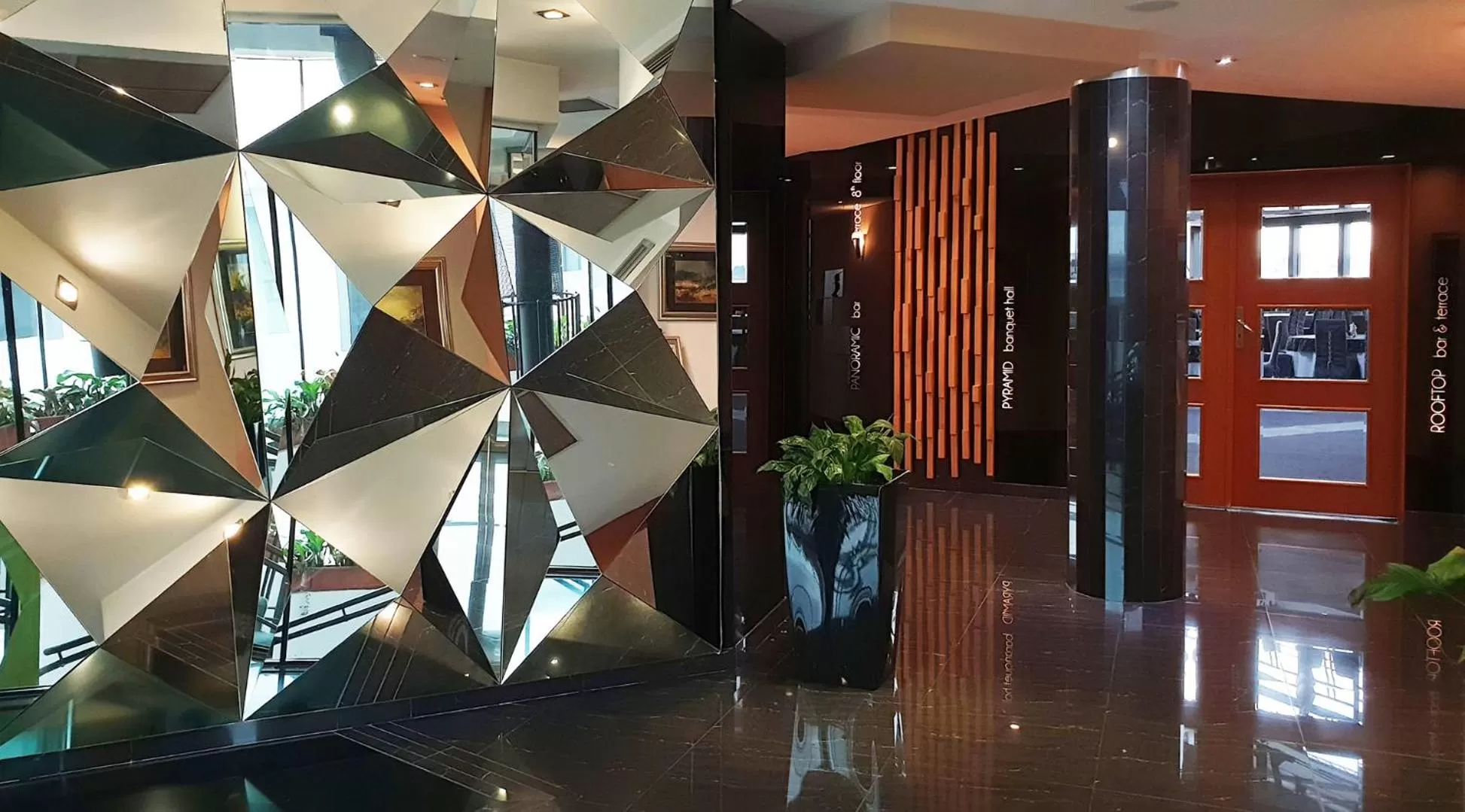 Area and facilities in Hotel Arka