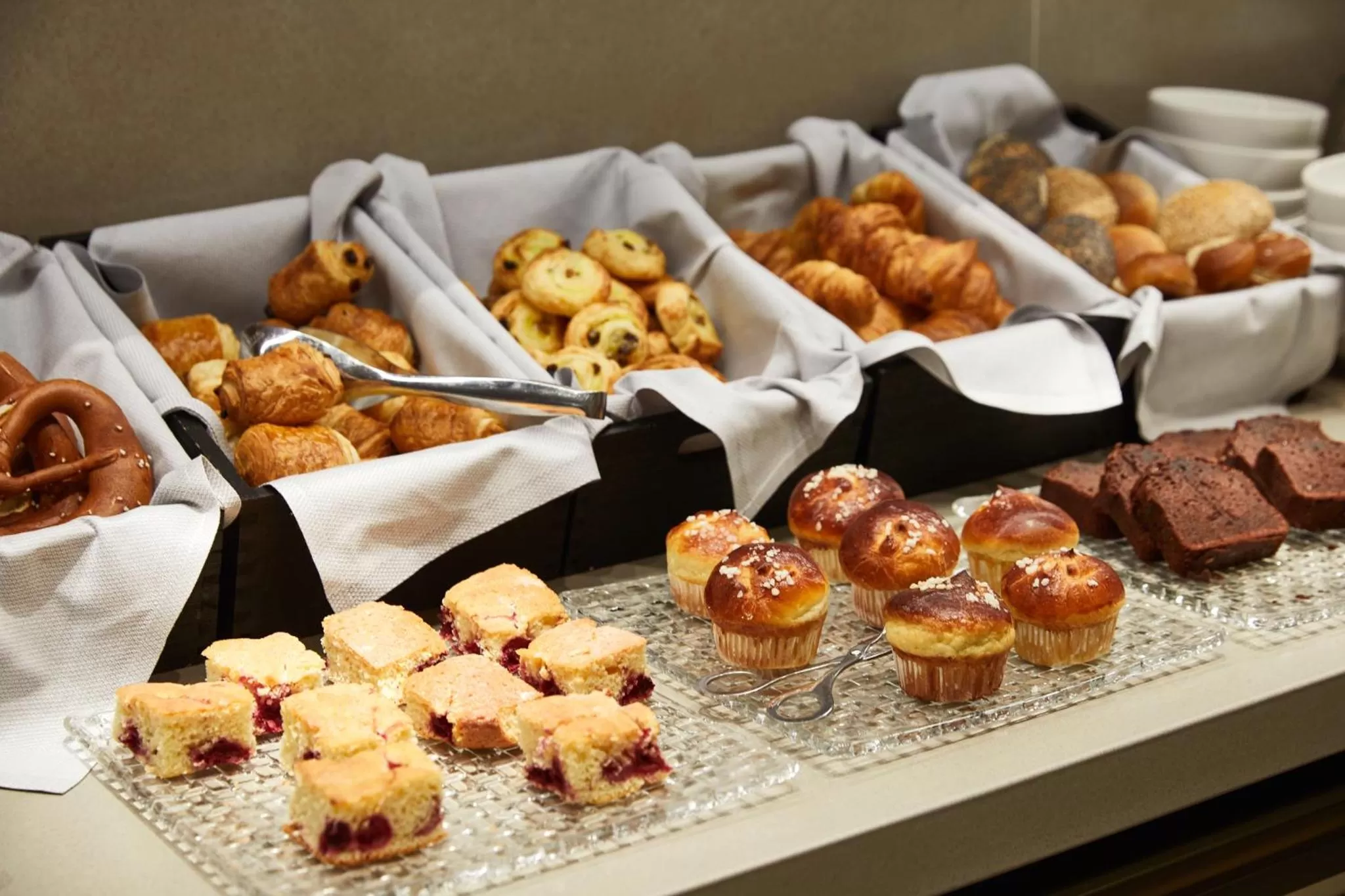 Buffet breakfast in Sofitel Frankfurt Opera