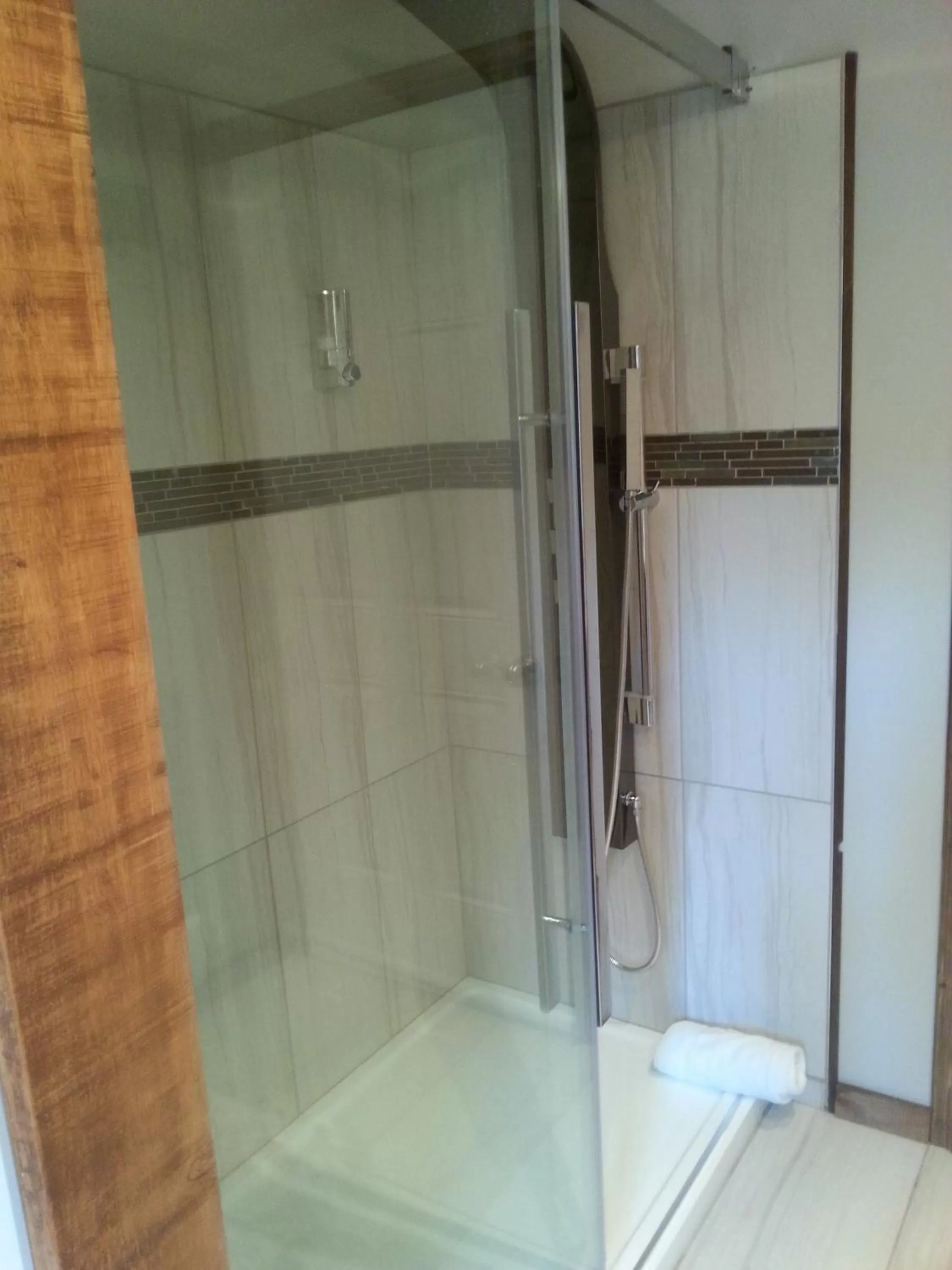 Shower in Domaine de la Baie, Les Suites