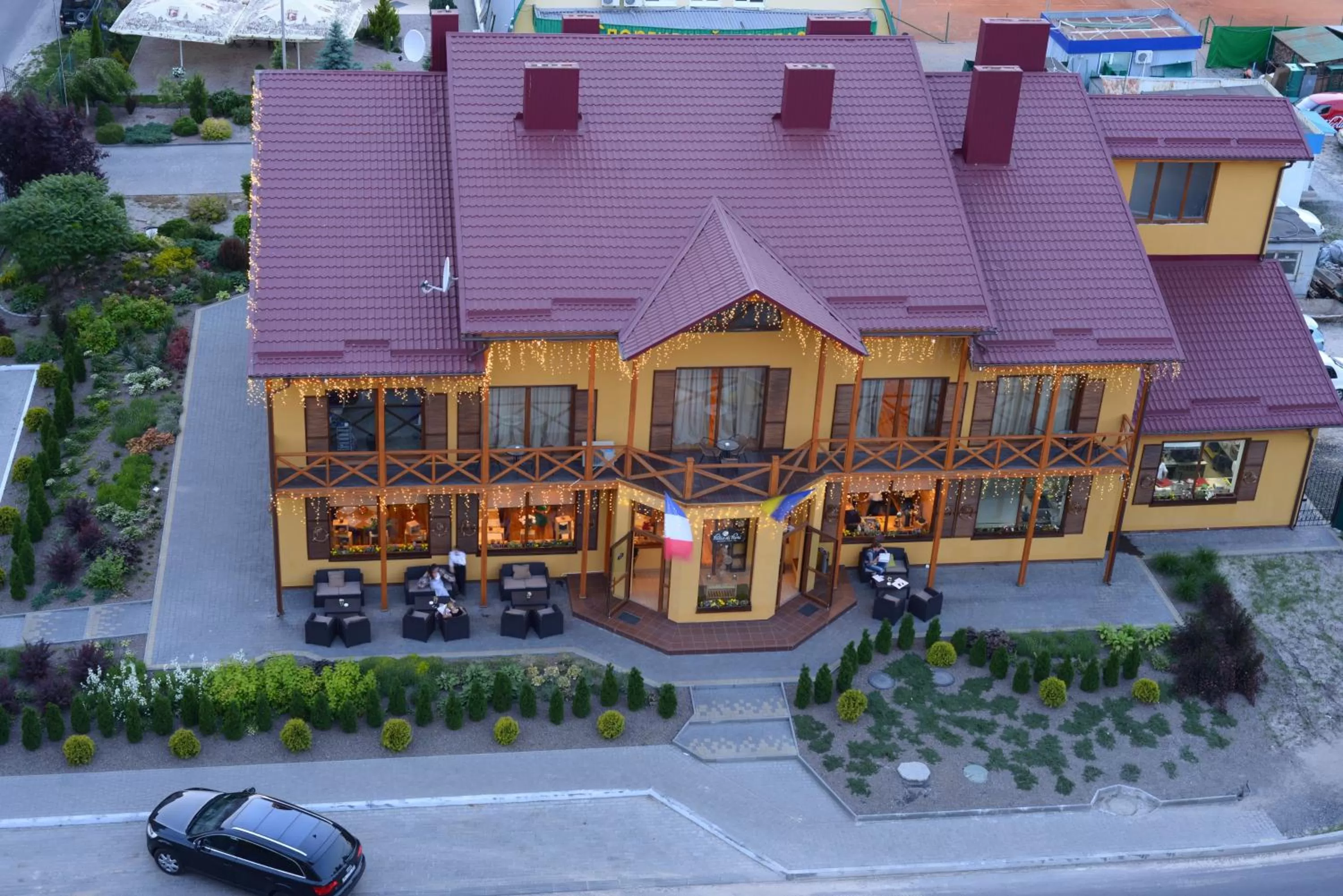 Bird's eye view, Property Building in Patio di Fiori