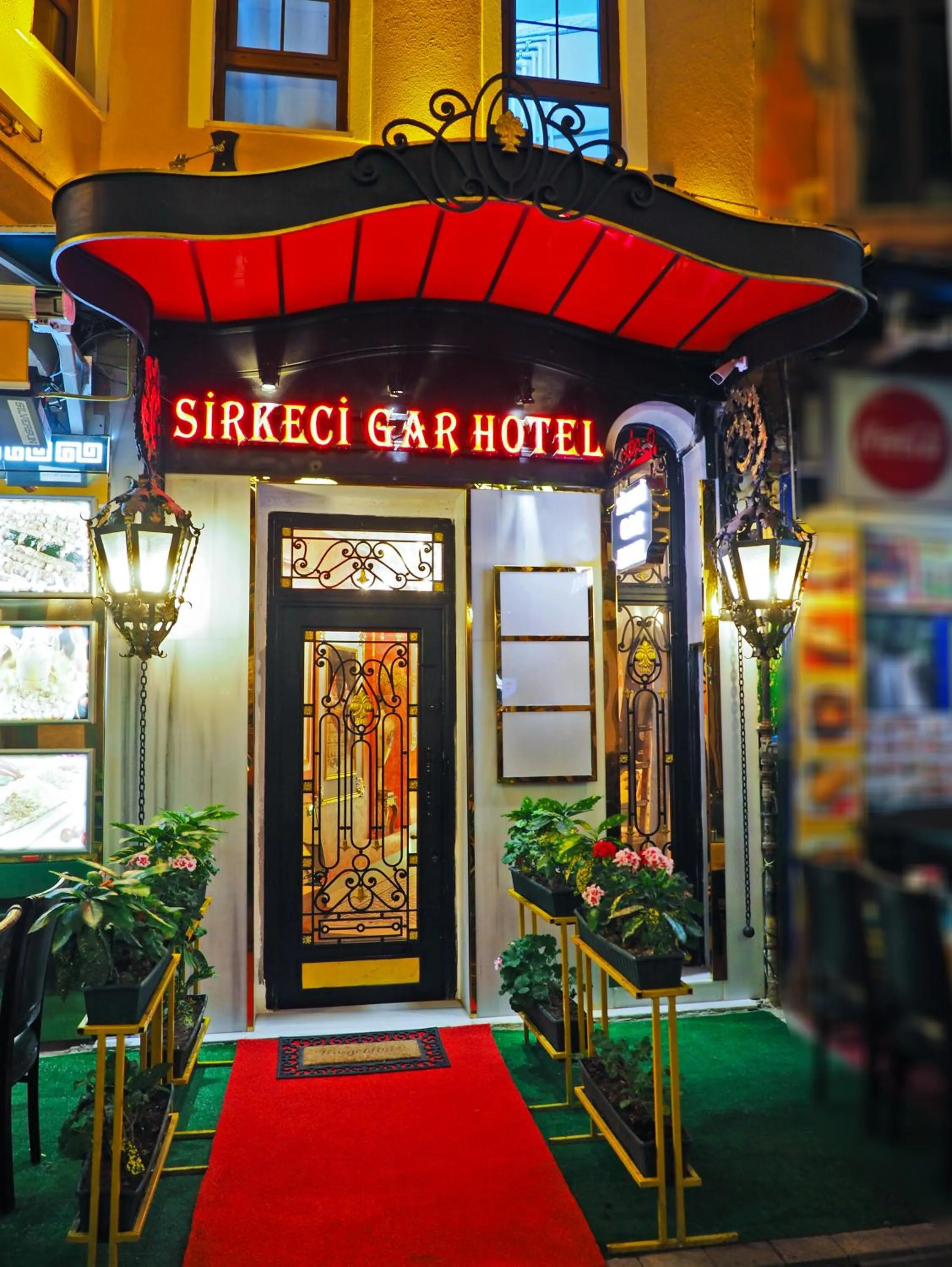 Facade/entrance in Glamour Classic Hotel Istanbul Sirkeci