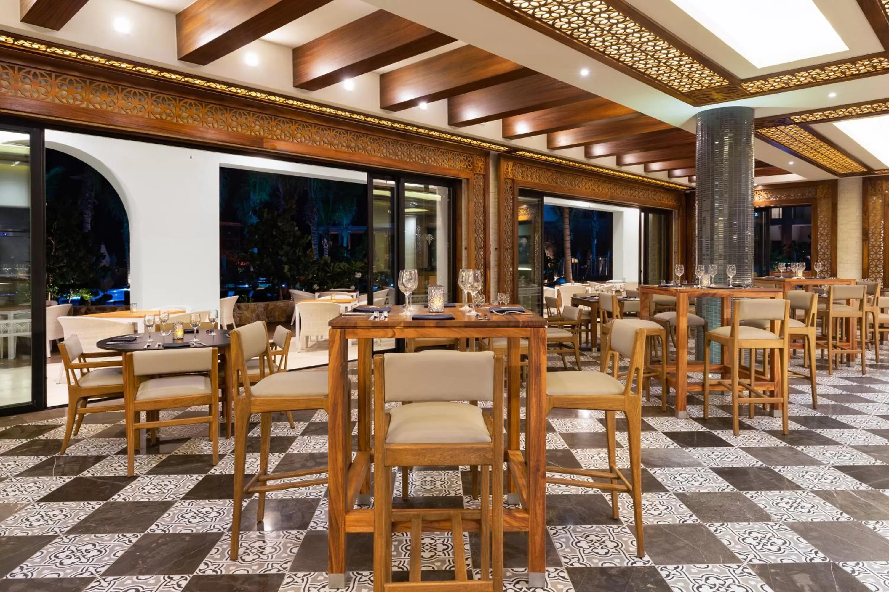 Restaurant/places to eat in Villa La Valencia Beach Resort & Spa Los Cabos