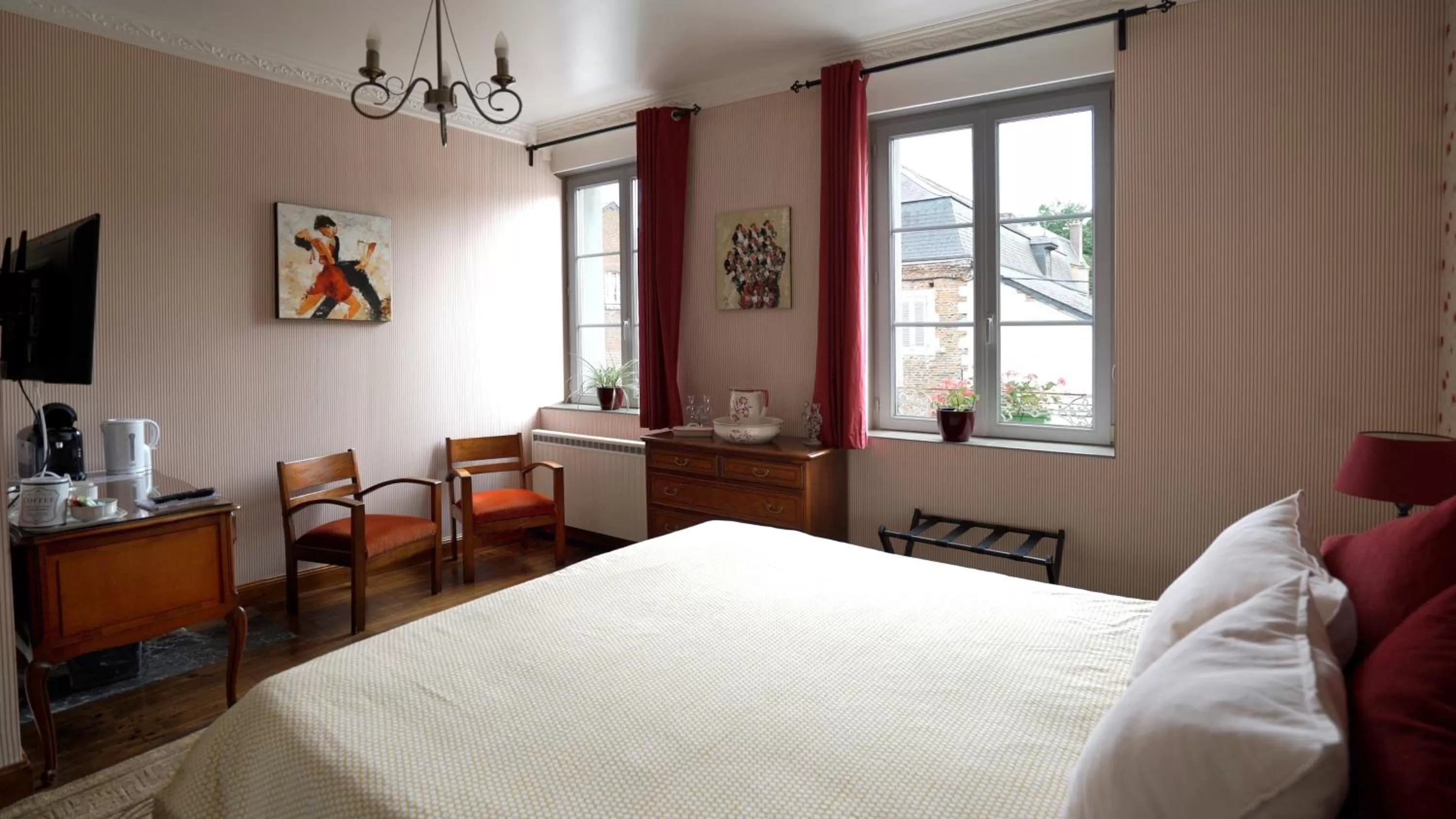 Seating area in Au Chapitre