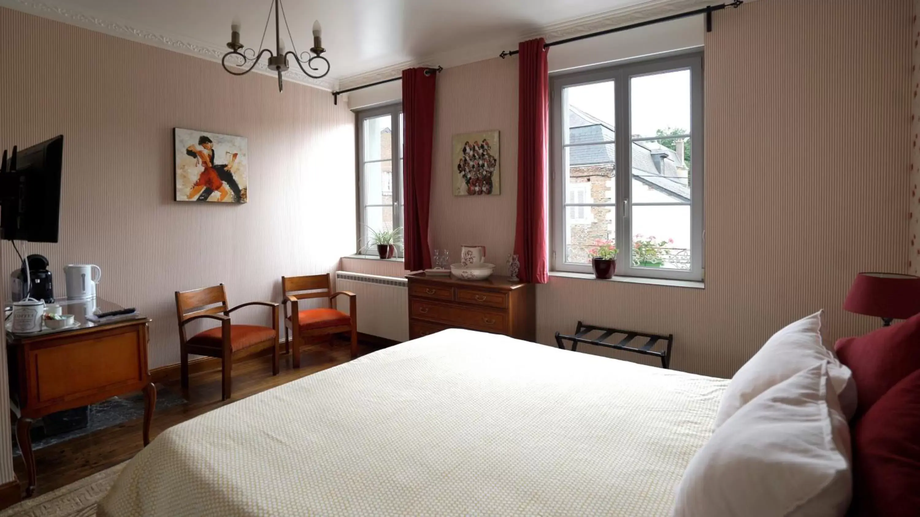 Double Room with Private Bathroom in Au Chapitre Double Room with Private Bathroom in Au Chapitre