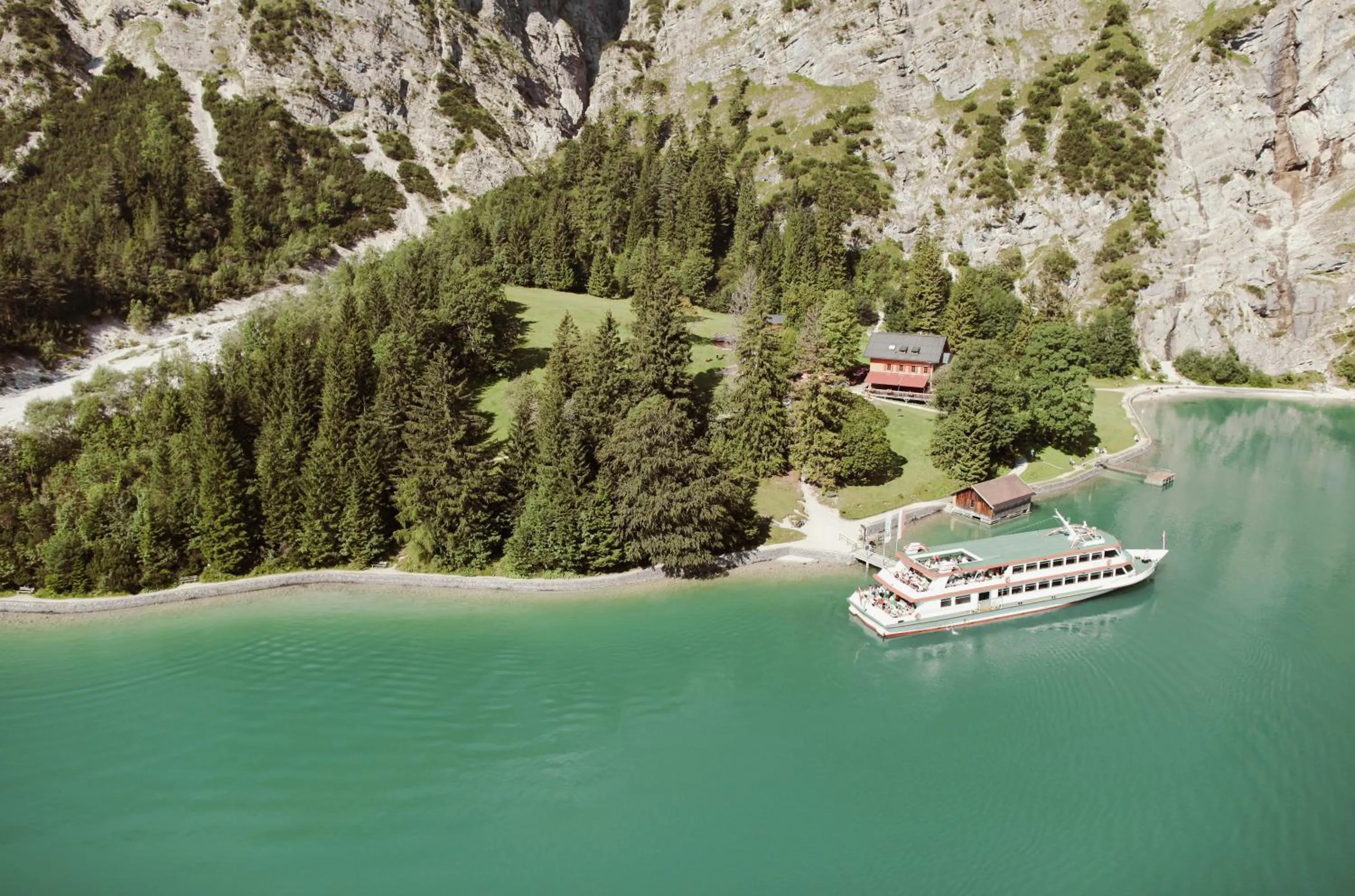 Summer in Hotel St. Georg zum See