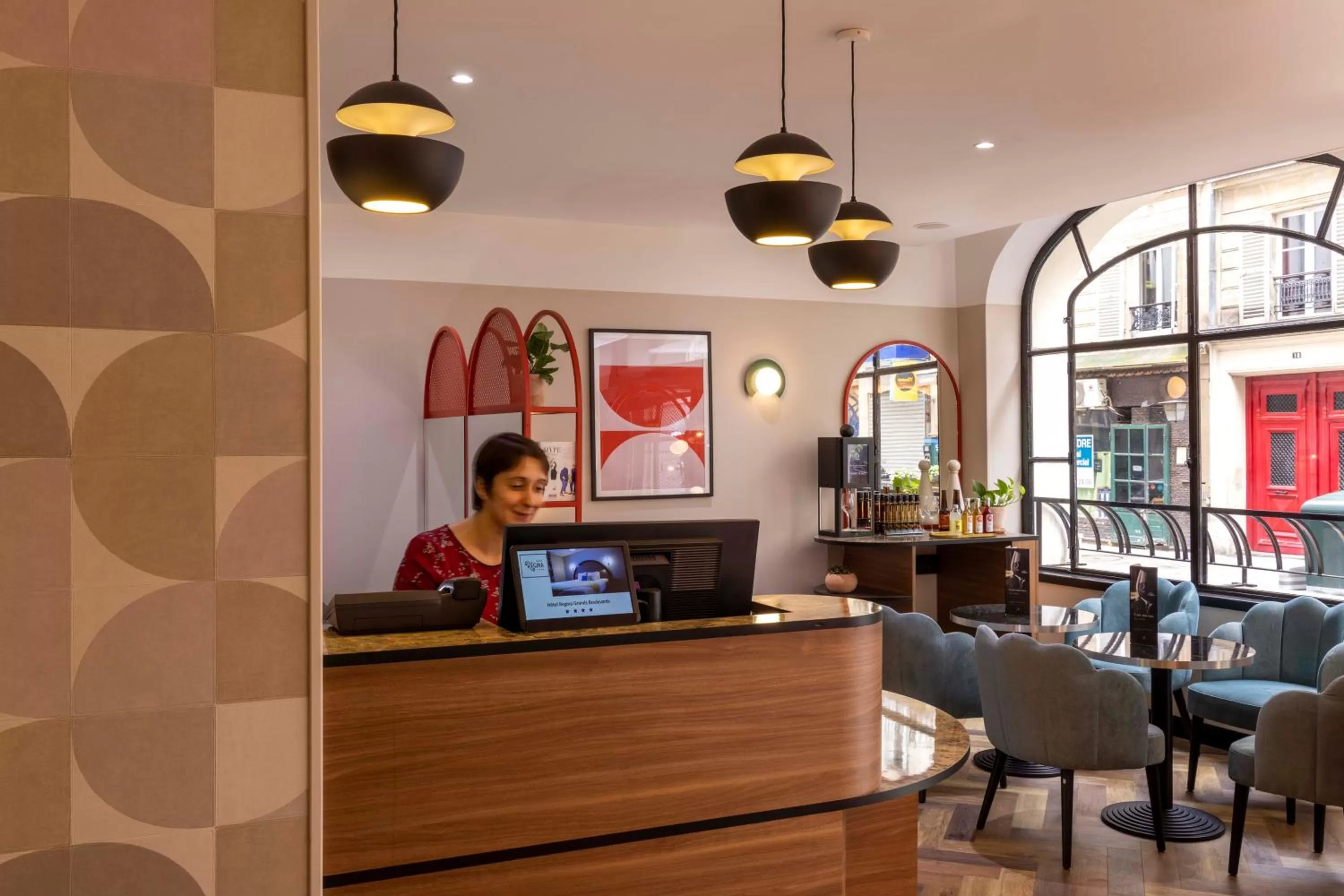 Lobby or reception in Hôtel Regina Opéra Grands Boulevards