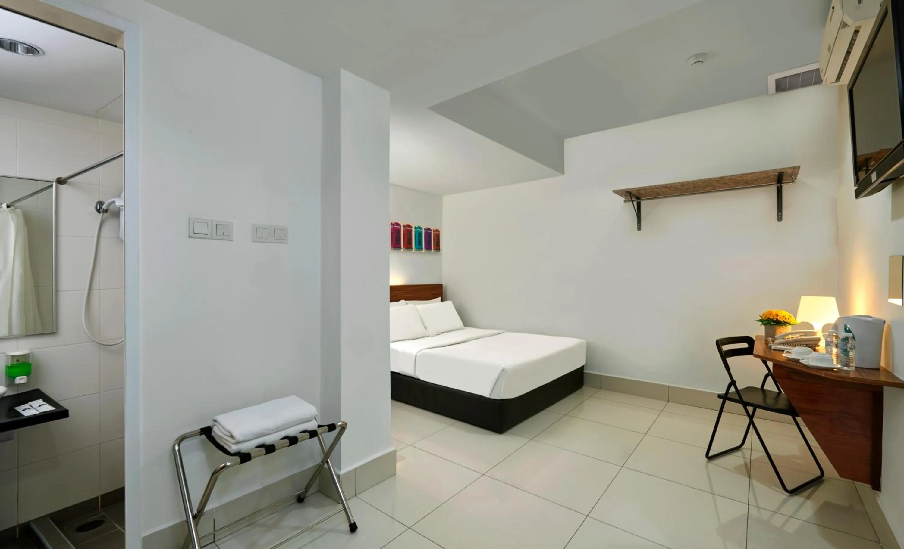 Bathroom, Bed in V Hotel Kuala Lumpur