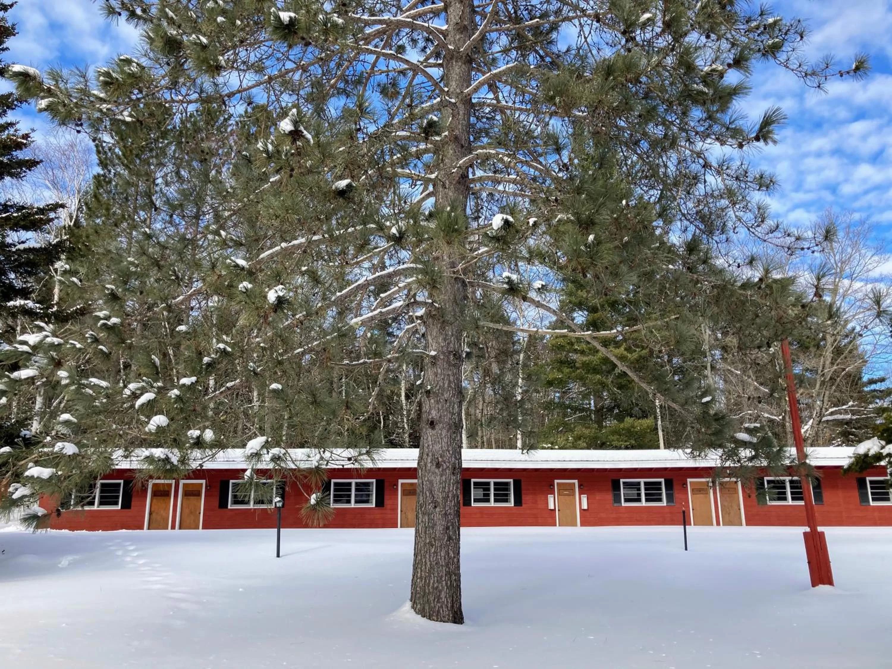 Property building in The Lorca Adirondacks Motel