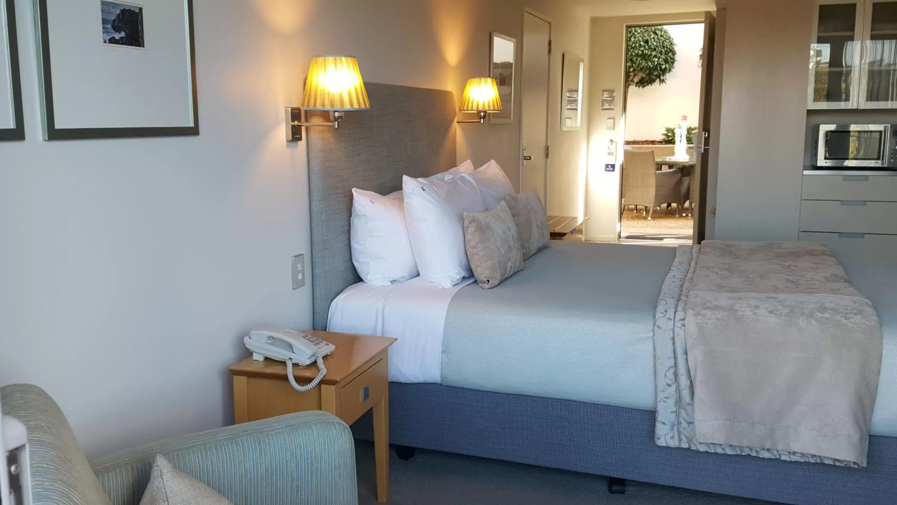 Deluxe Studio in Bluestone On George Deluxe Studio in Bluestone On George