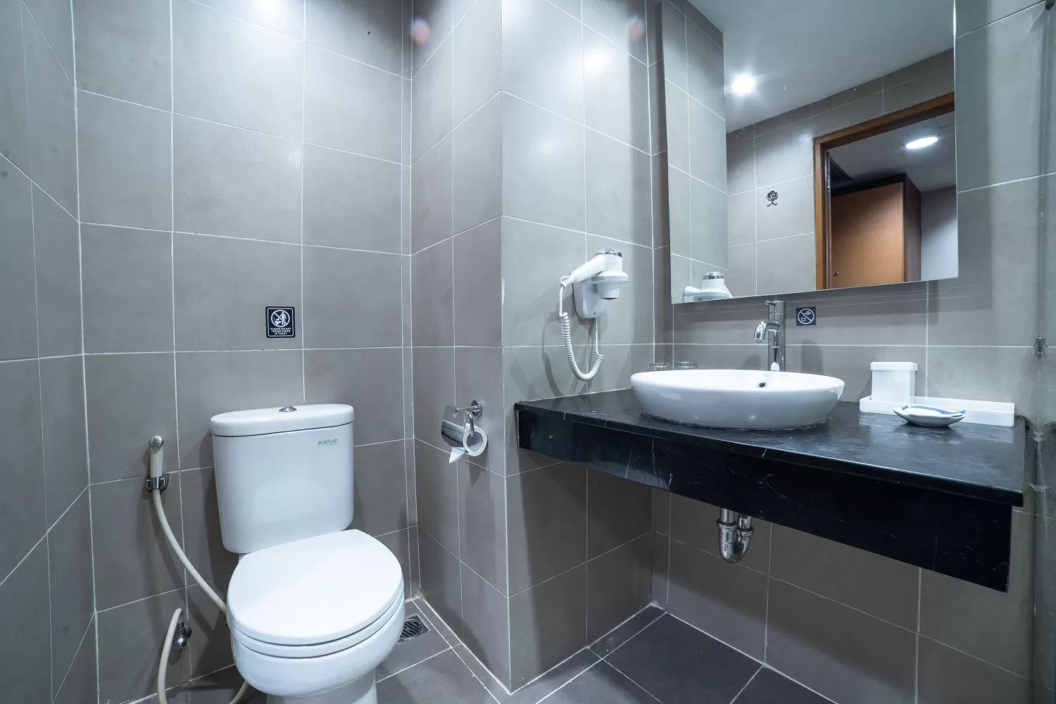 Toilet in Aston Tanjung Pinang Hotel & Conference Center