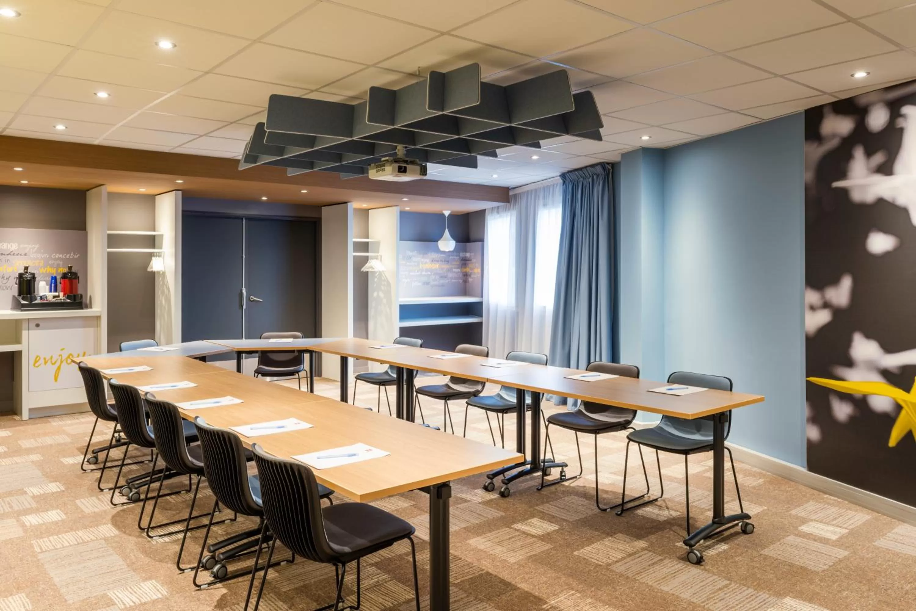 Meeting/conference room in ibis Troyes Centre
