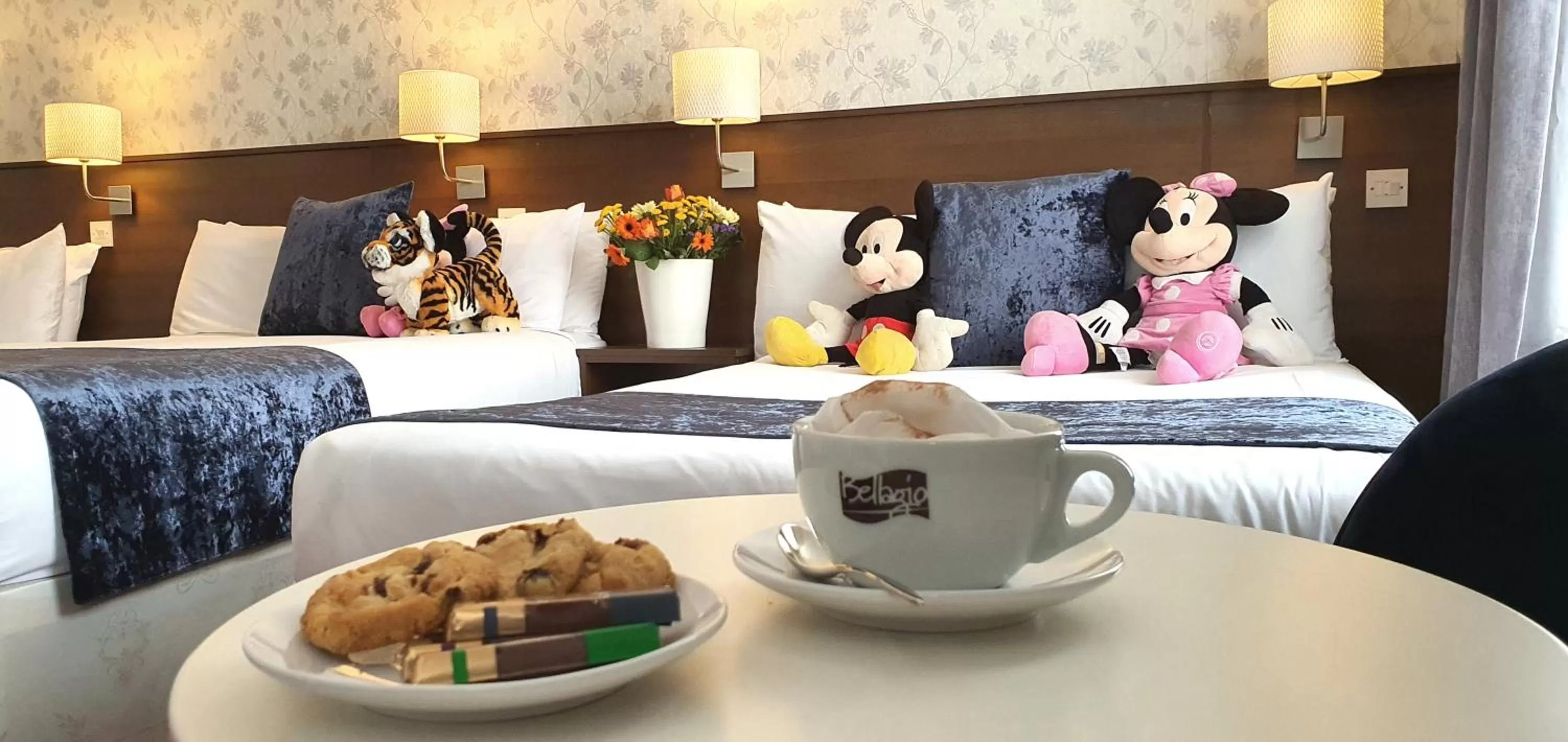 Bedroom, Bed in The Gate Hotel