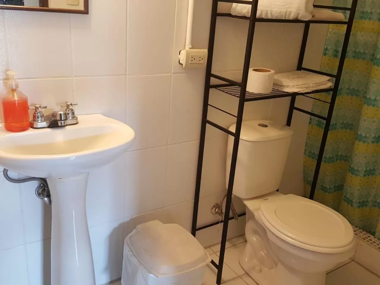 Toilet, Bathroom in Casa Elizabeth