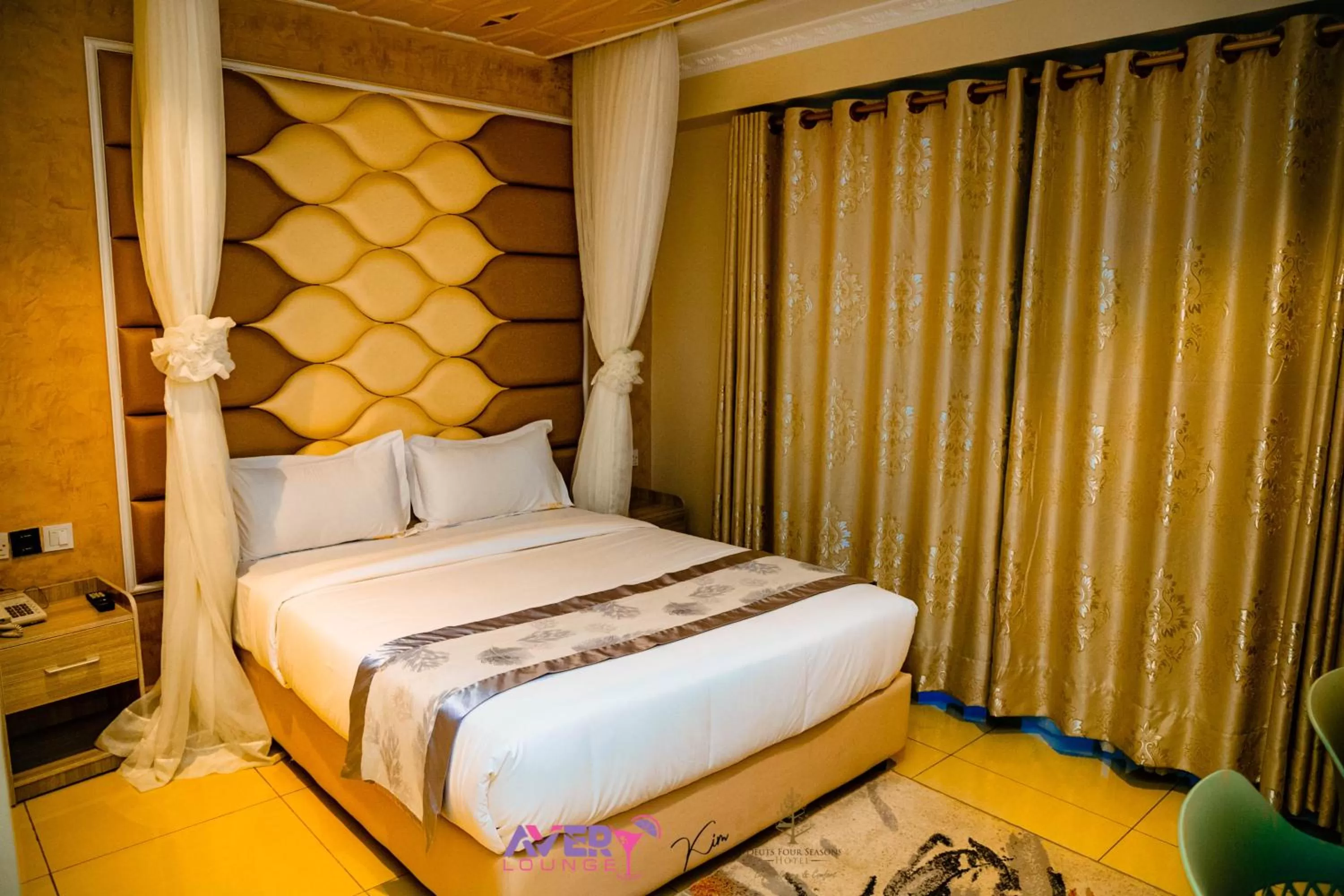 Bed in Deuts Four Seasons Hotel