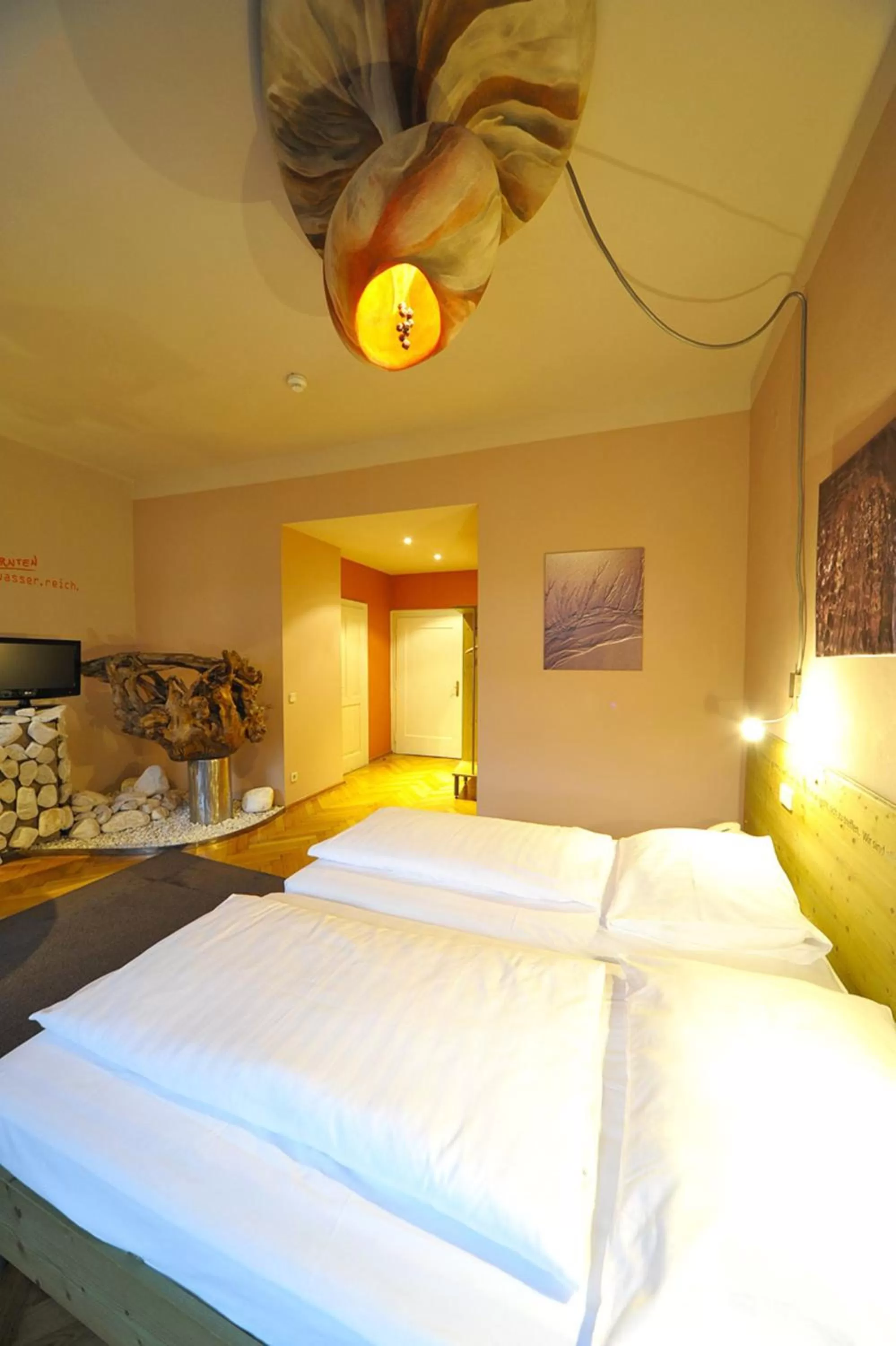Photo of the whole room, Bed in Erlebnis Post - Stadthotel mit EigenART
