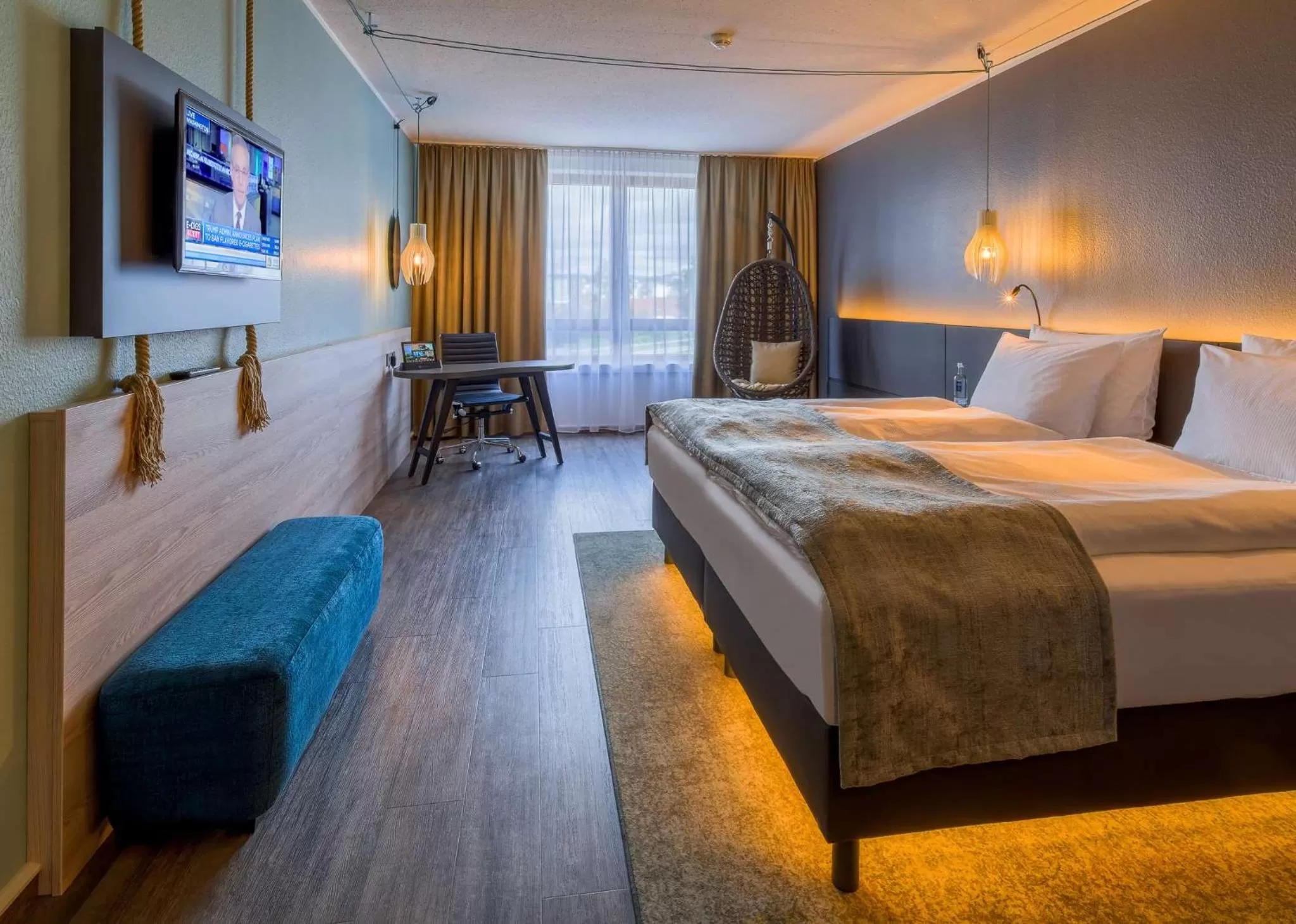 Bedroom, Bed in elaya hotel frankfurt oberursel